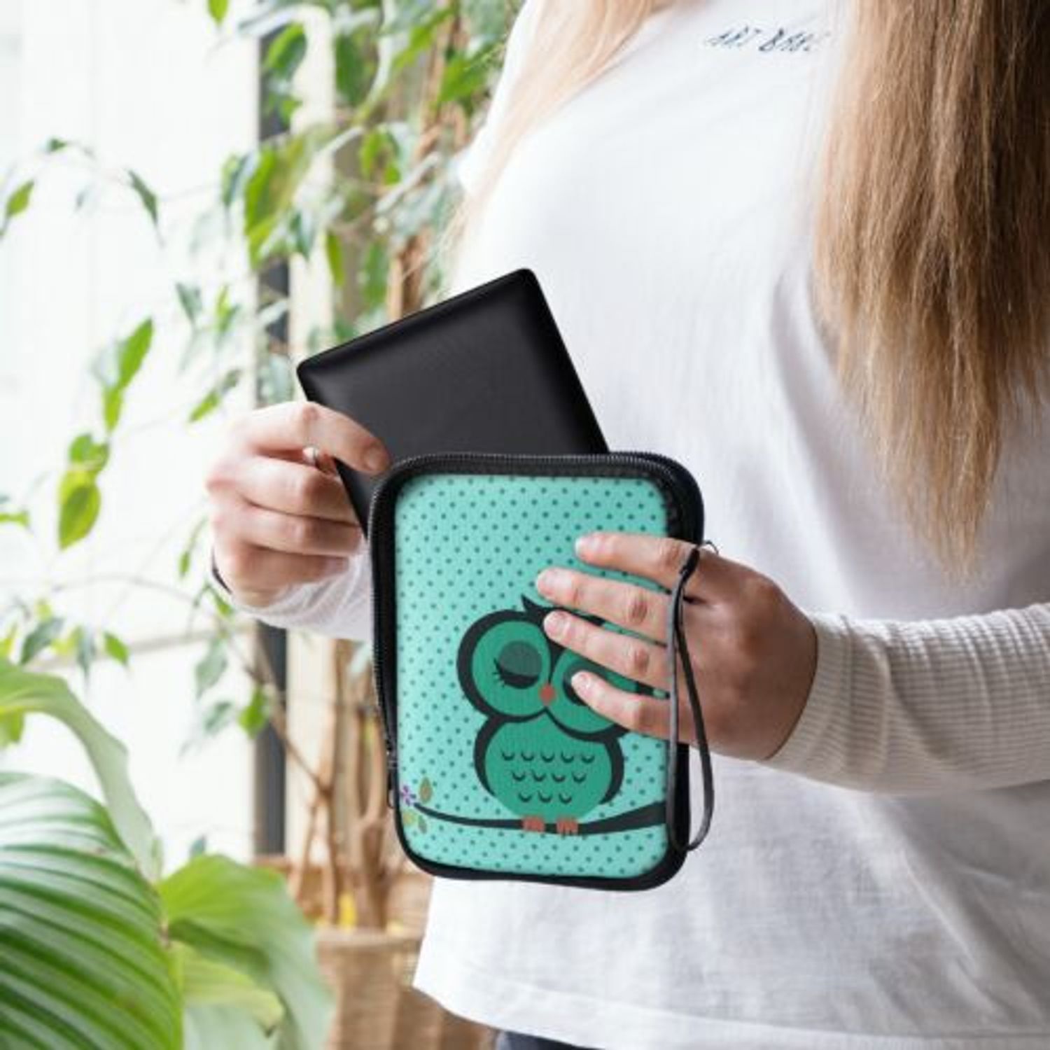 Husa universala pentru eBook Reader de 6 inch, Kwmobile, Multicolor, Textil, 50335.10 fotografia produsului View 3 L