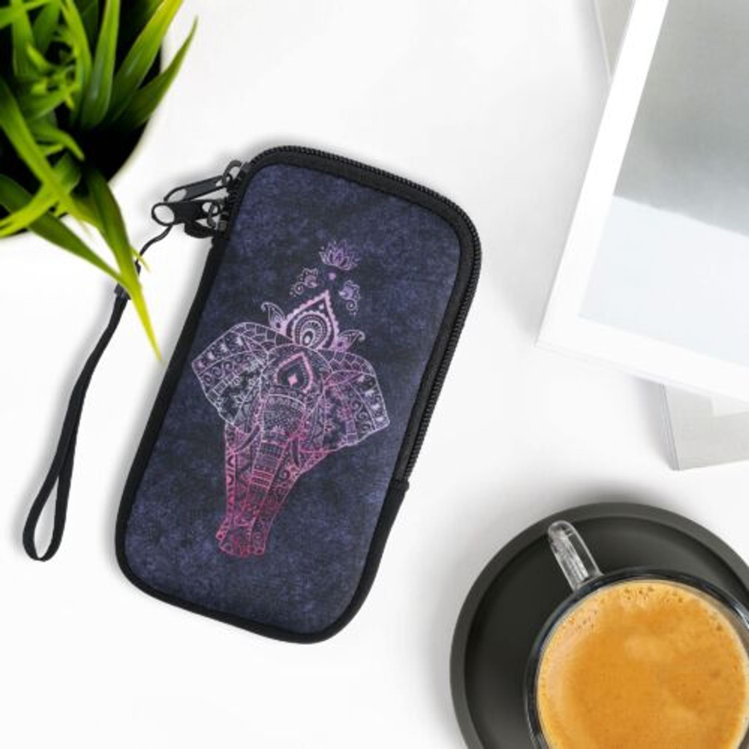 Husa Universala pentru telefon M, 5,5 inch, Neopren, Multicolor, 30226.2.14 fotografia produsului View 5 L