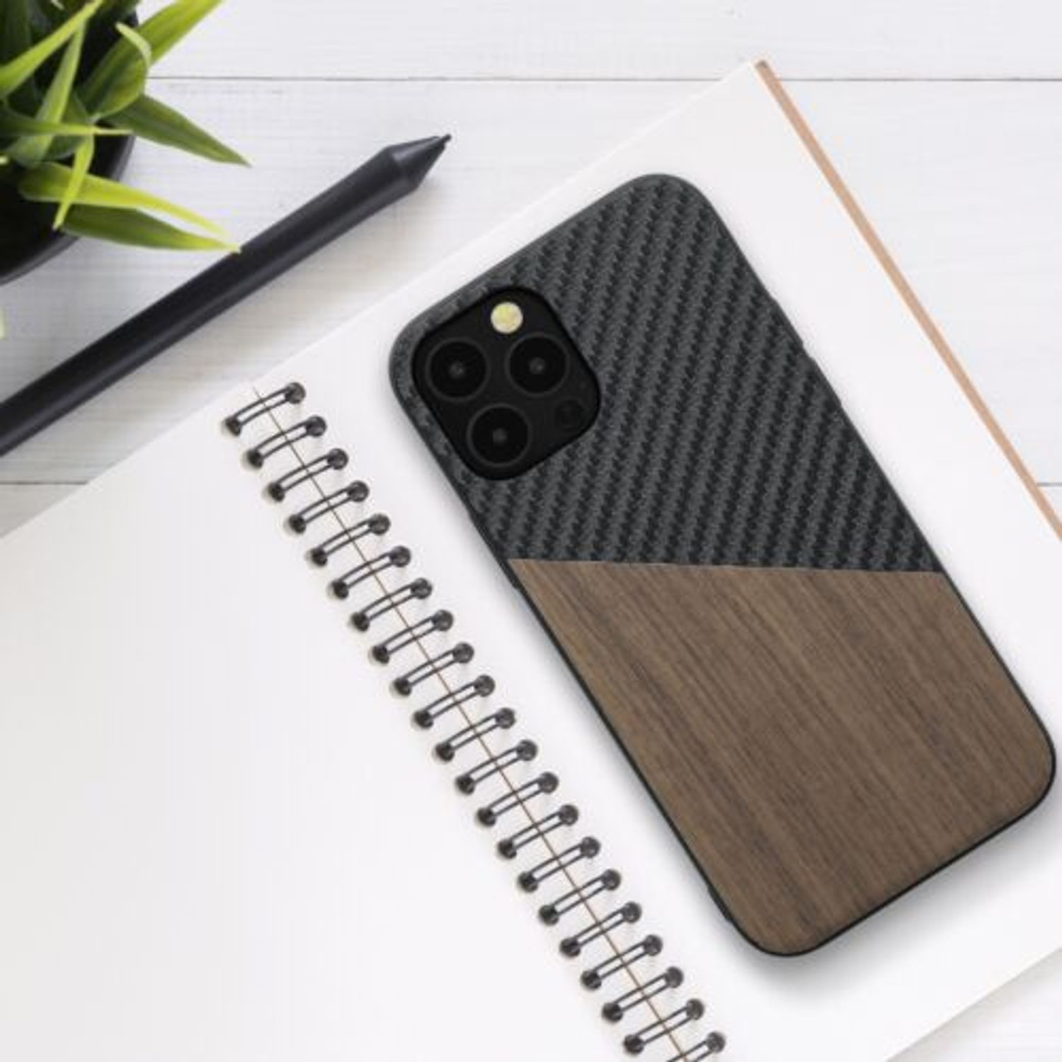 Husa Kwmobile pentru Apple iPhone 12/iPhone 12 Pro, Lemn, Maro/Negru, 57501.01 fotografia produsului View 2 L