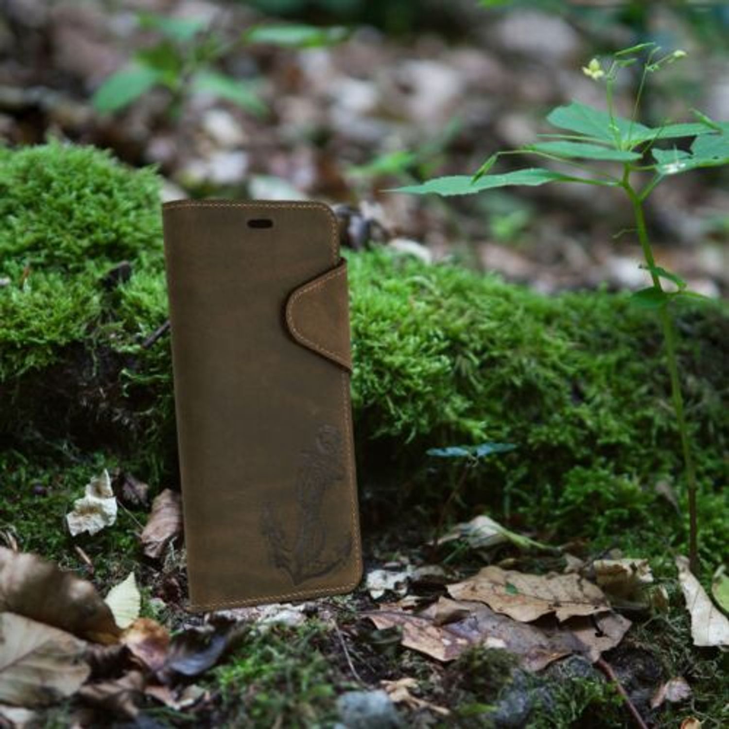 Husa pentru Samsung Galaxy A7 (2018), Piele naturala, Maro, 47117.02 fotografia produsului View 3 L