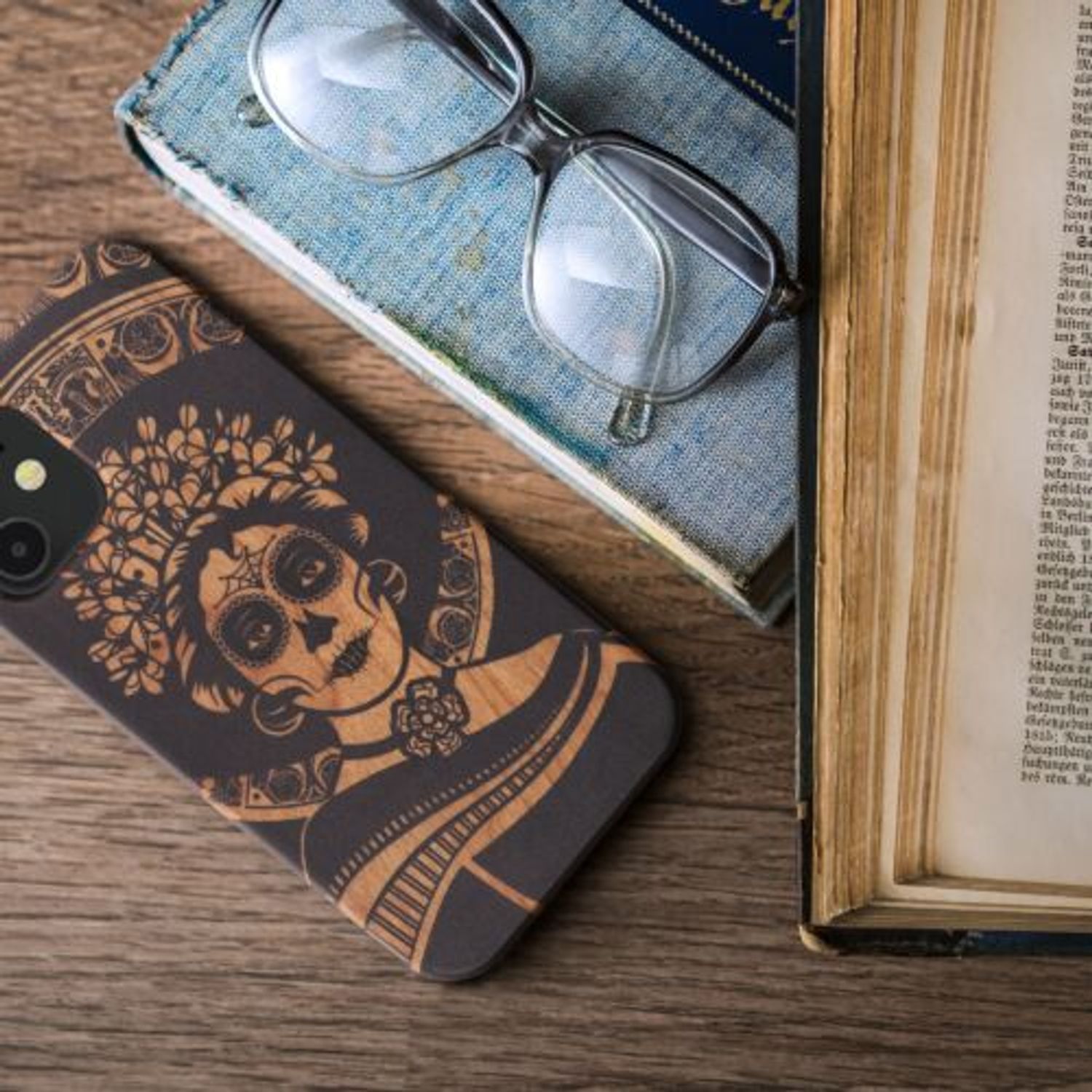 Husa pentru iPhone 11, Lemn, Maro, 49799.11 fotografia produsului View 4 L