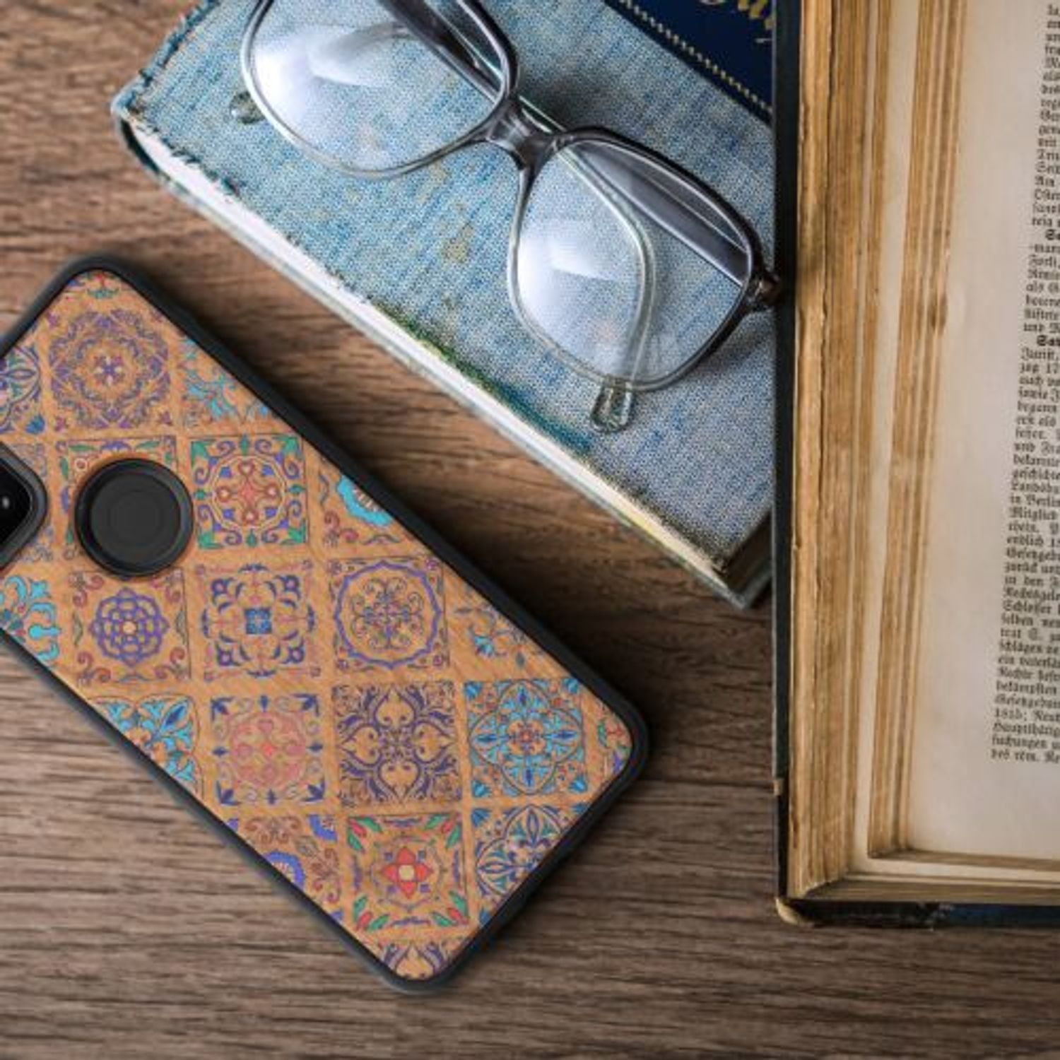 Husa pentru Google Pixel 4a, Lemn, Multicolor, 53122.11, Kwmobile fotografia produsului View 3 L