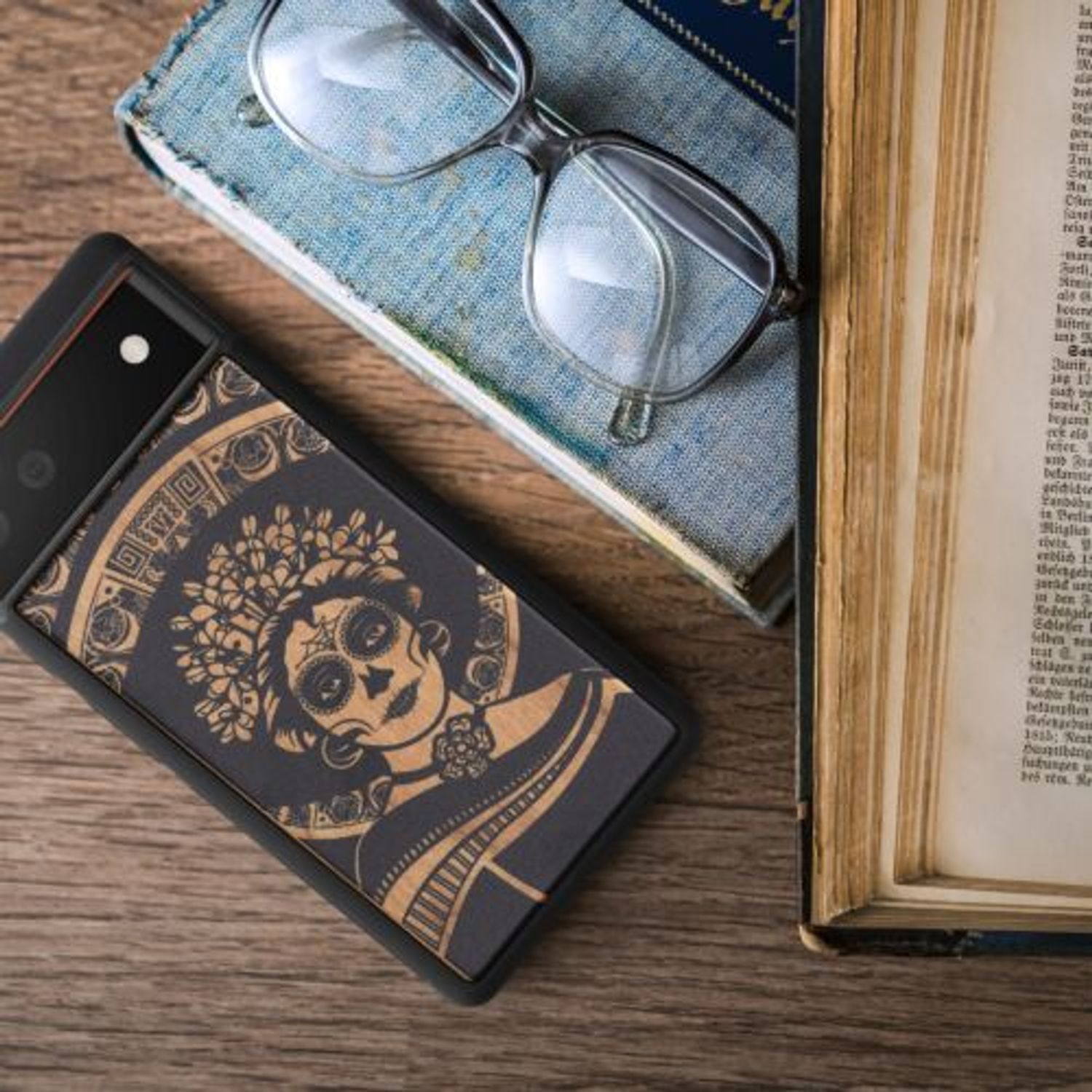 Husa pentru Google Pixel 6, Lemn, Negru, 56784.04, Kwmobile fotografia produsului View 4 L