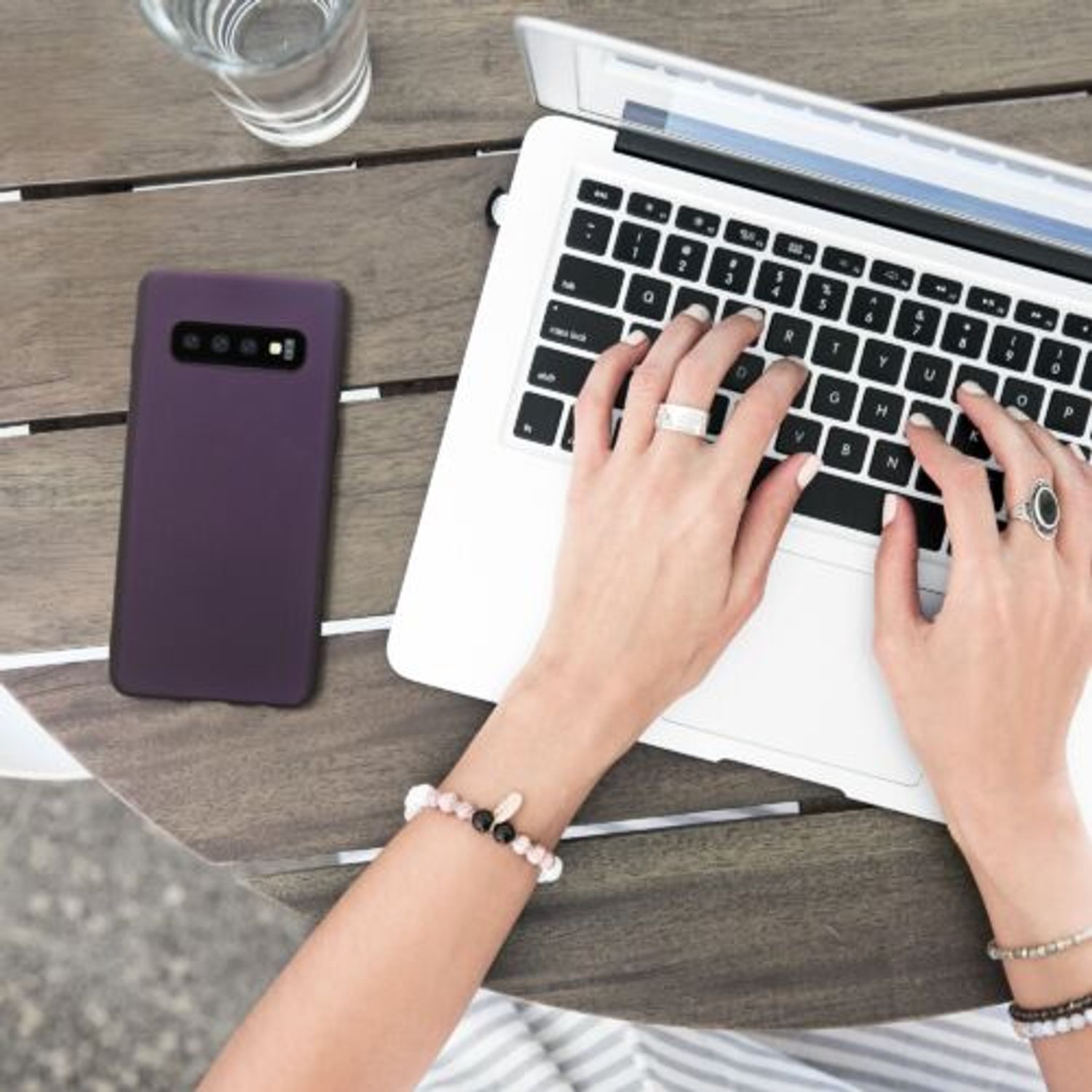 Husa Kwmobile pentru Samsung Galaxy S10, Silicon, Mov, 47452.115 fotografia produsului View 2 L