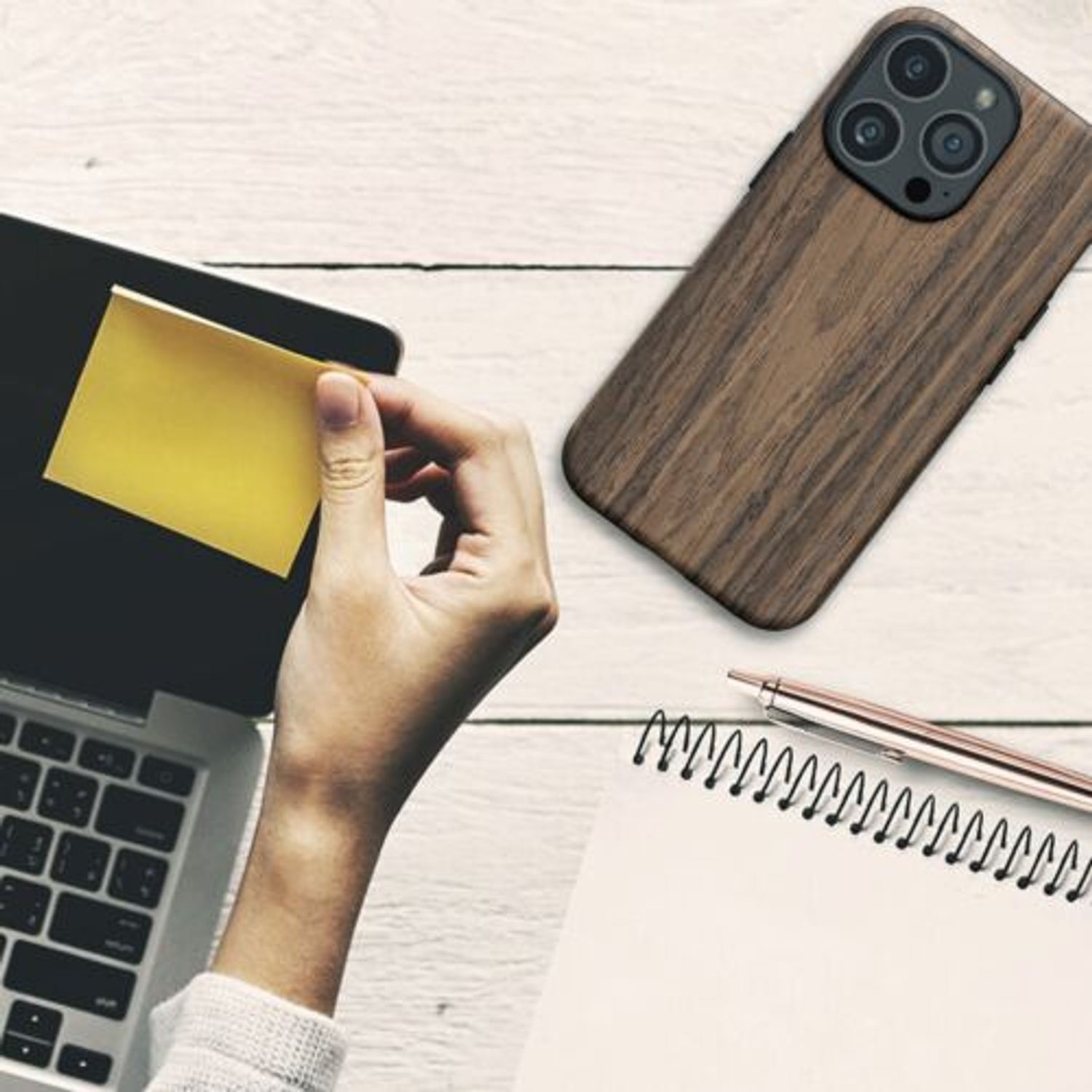 Husa Kwmobile pentru Apple iPhone 13 Pro, Lemn, Maro, 58303.01 fotografia produsului View 2 L