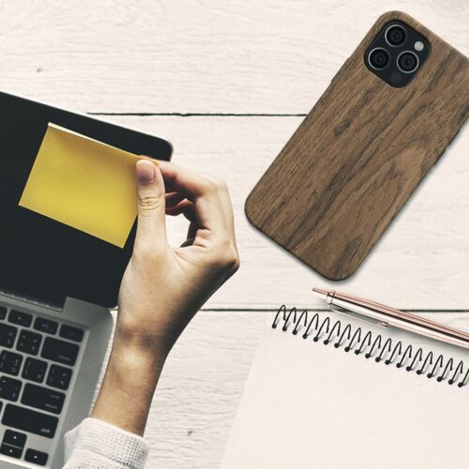 Husa Kwmobile pentru Apple iPhone 12/iPhone 12 Pro, Lemn, Maro, 58298.01 fotografia produsului View 2 L