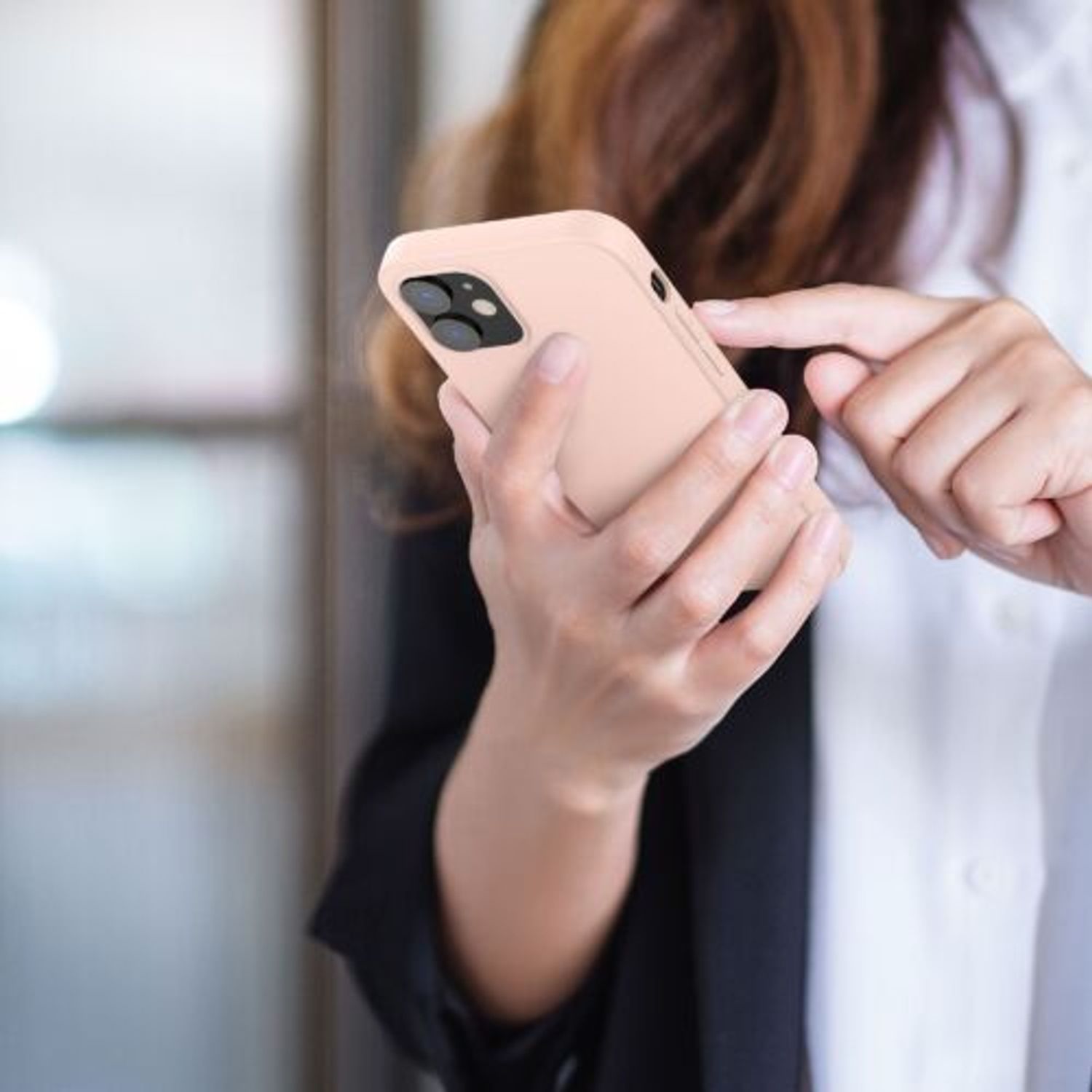 Husa Kwmobile pentru Apple iPhone 12/iPhone 12 Pro, Silicon, Roz, 53938.225 fotografia produsului View 4 L