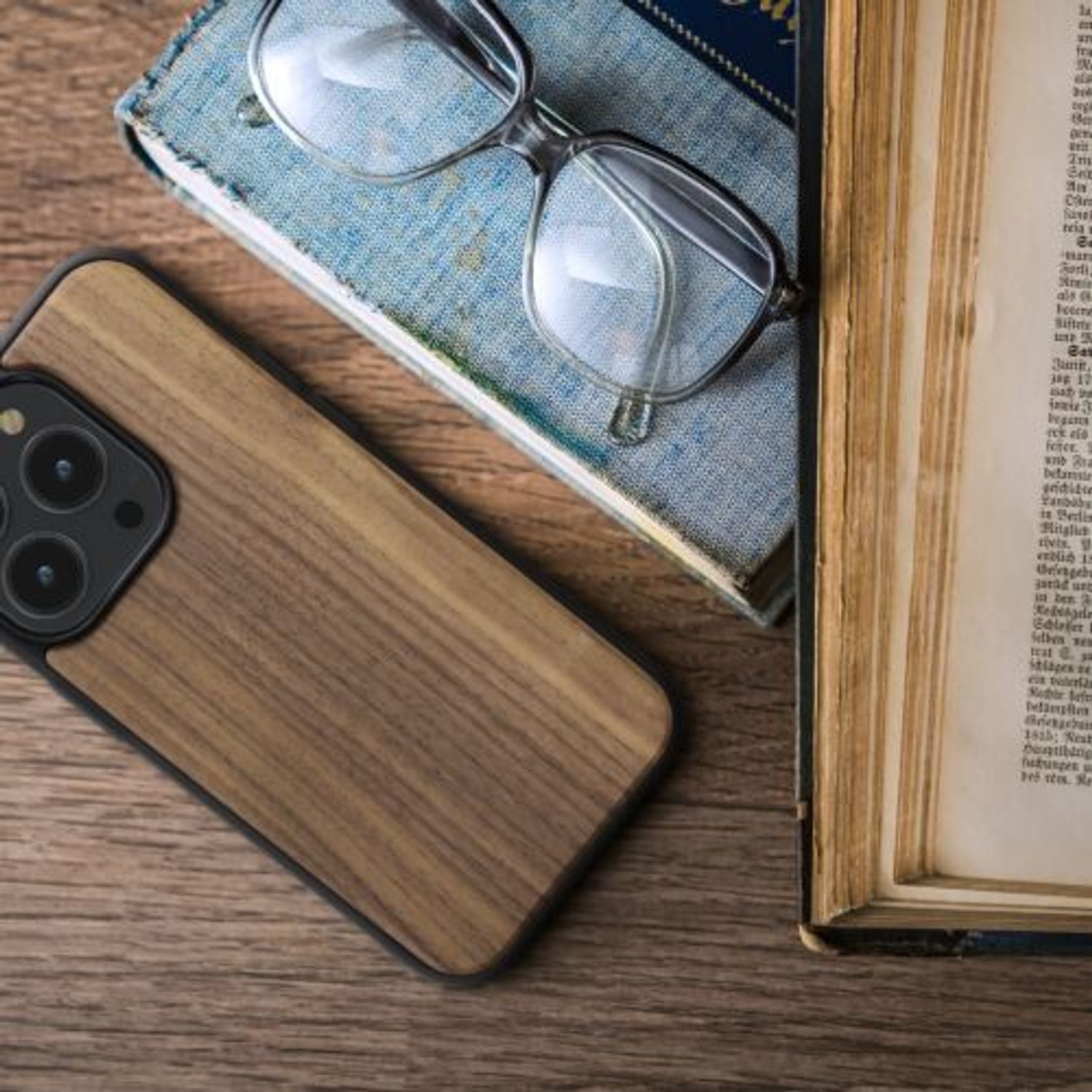 Husa Kwmobile pentru Apple iPhone 14 Pro, Lemn, Maro, 59122.18 fotografia produsului View 3 L