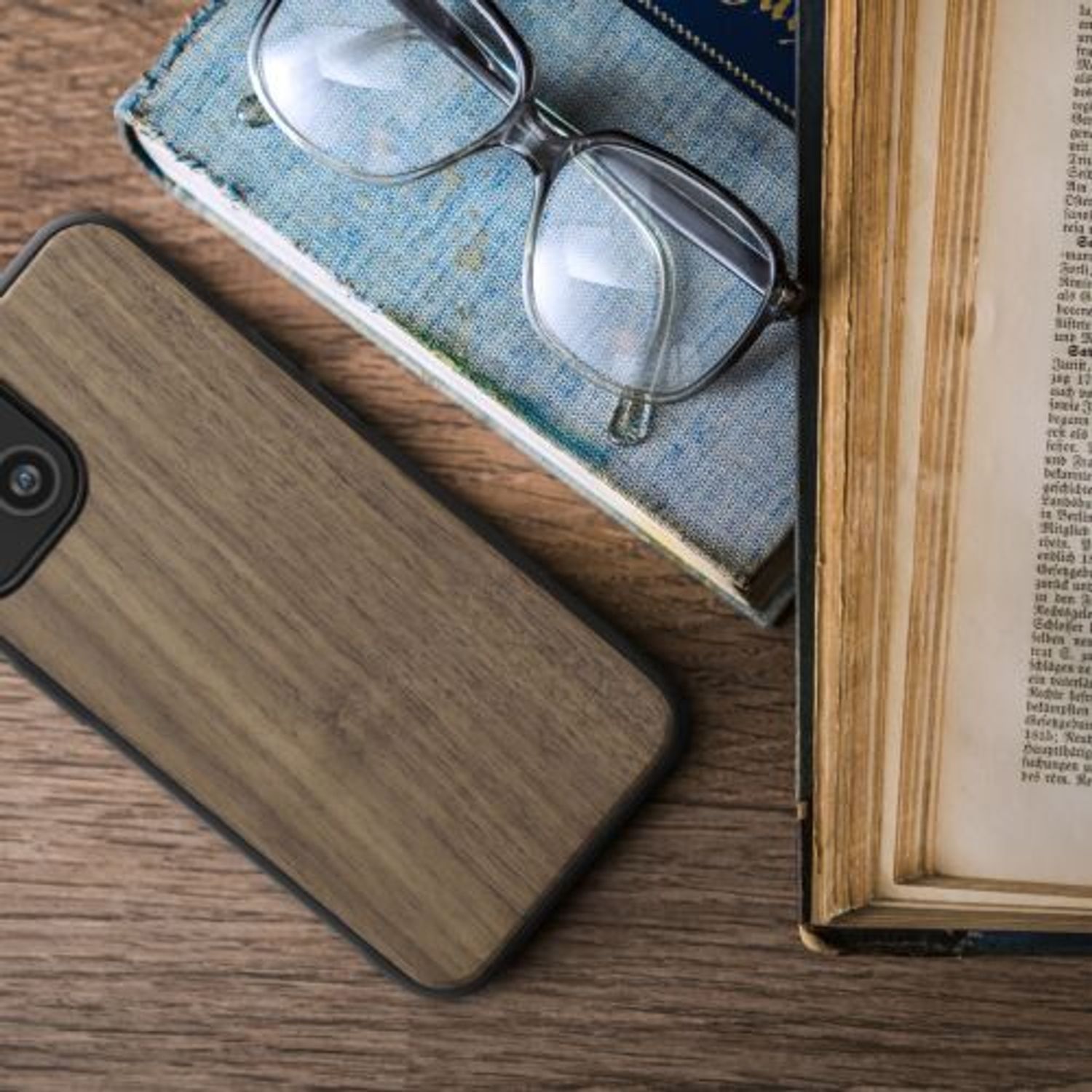 Husa Kwmobile pentru Apple iPhone 14, Lemn, Maro, 59120.18 fotografia produsului View 3 L