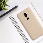 Husa pentru OnePlus 6, Silicon, Crem, 55346.10 fotografia produsului View 4 S