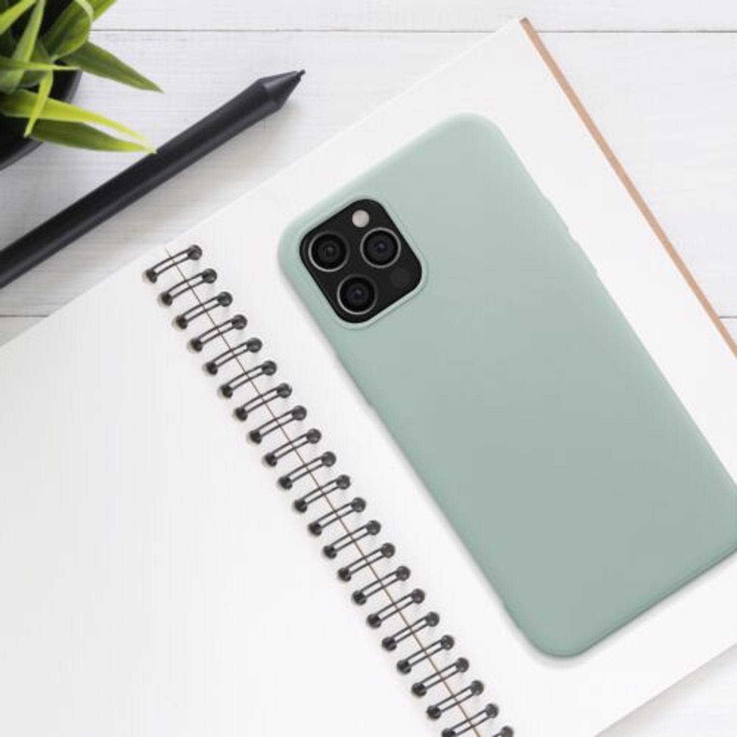 Husa Kwmobile pentru Apple iPhone 12/iPhone 12 Pro, Silicon, Verde, 53844.172 fotografia produsului View 2 L