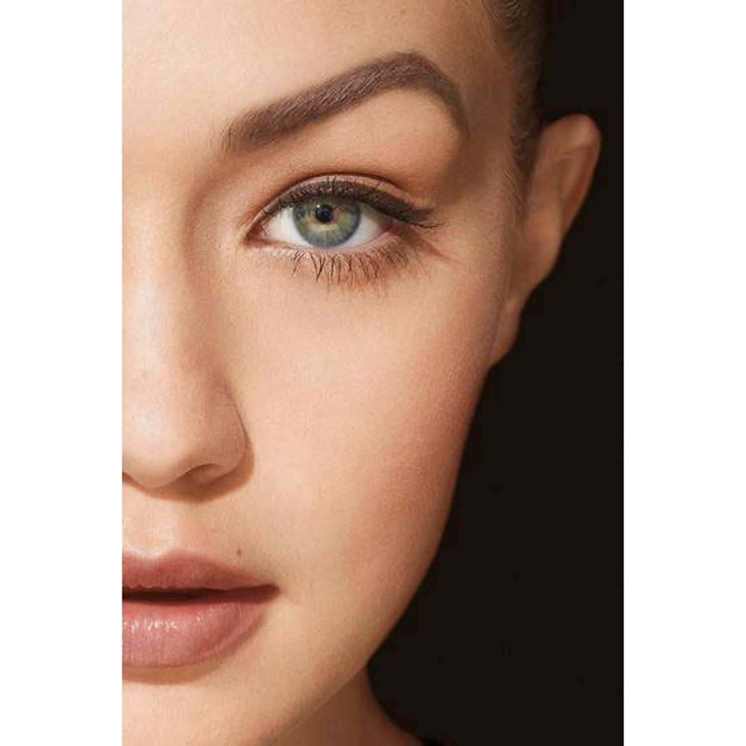 Pudra pentru sprancene Maybelline New York Brow Drama Shaping Chalk, 130 Deep Brown, 1 g fotografia produsului View 2 L