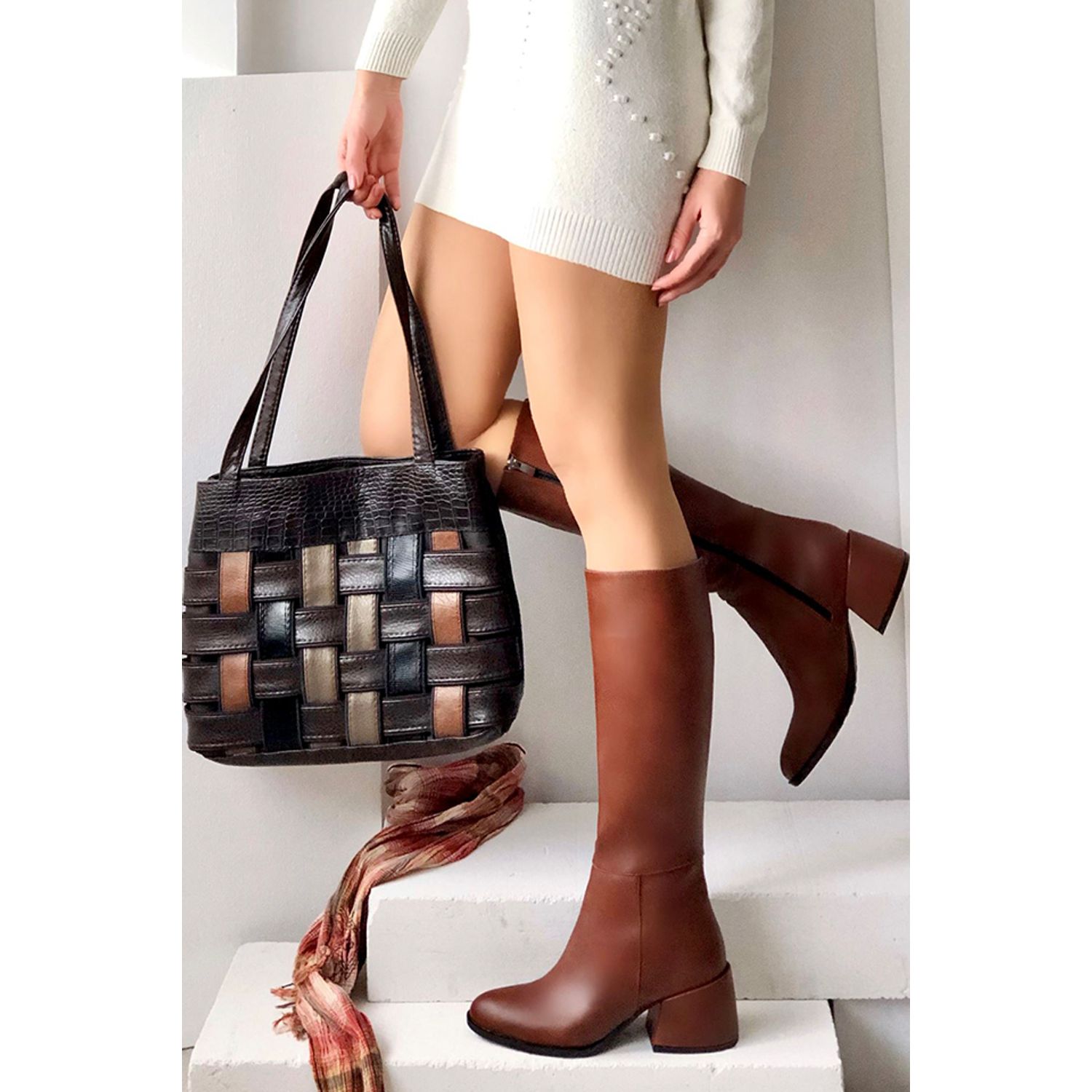 Cizme dama, YDA Collezione, model Oana, varf rotund, cu fermoar, piele ecologica, 42 cm inaltime, toc 6,5 cm, marimea 38, maro fotografia produsului View 9 L