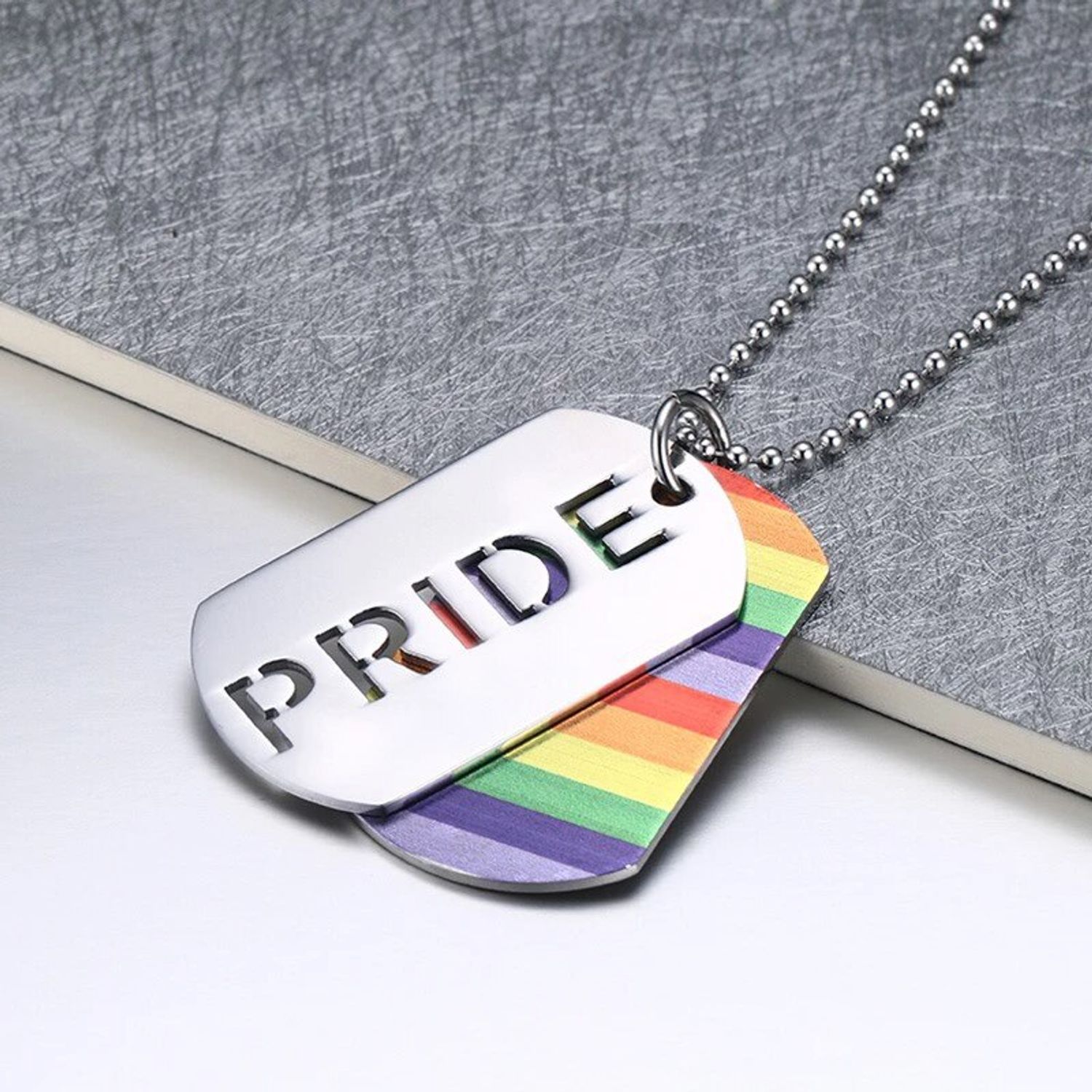 Lantisor cu pandantiv LGBT Pride, argintiu fotografia produsului View 2 L