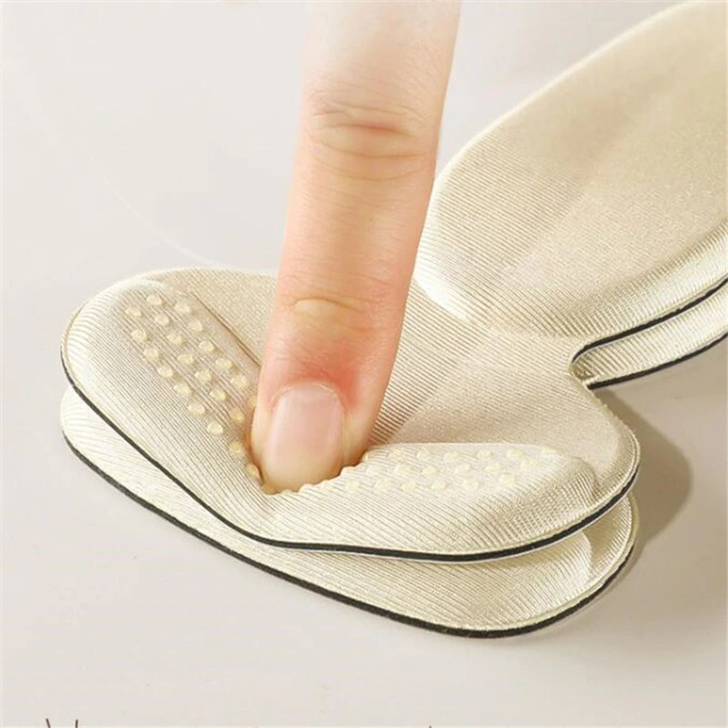 Set 2 branturi pentru pantofi, pernite silicon, protectie calcai, crem fotografia produsului View 5 L