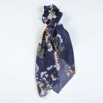 Elastic bleumarin cu imprimeu floral fotografia produsului