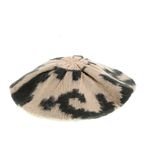 Caciula animal print tricotata fotografia produsului