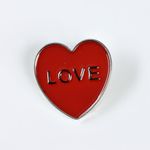 Brosa Love, model inima fotografia produsului