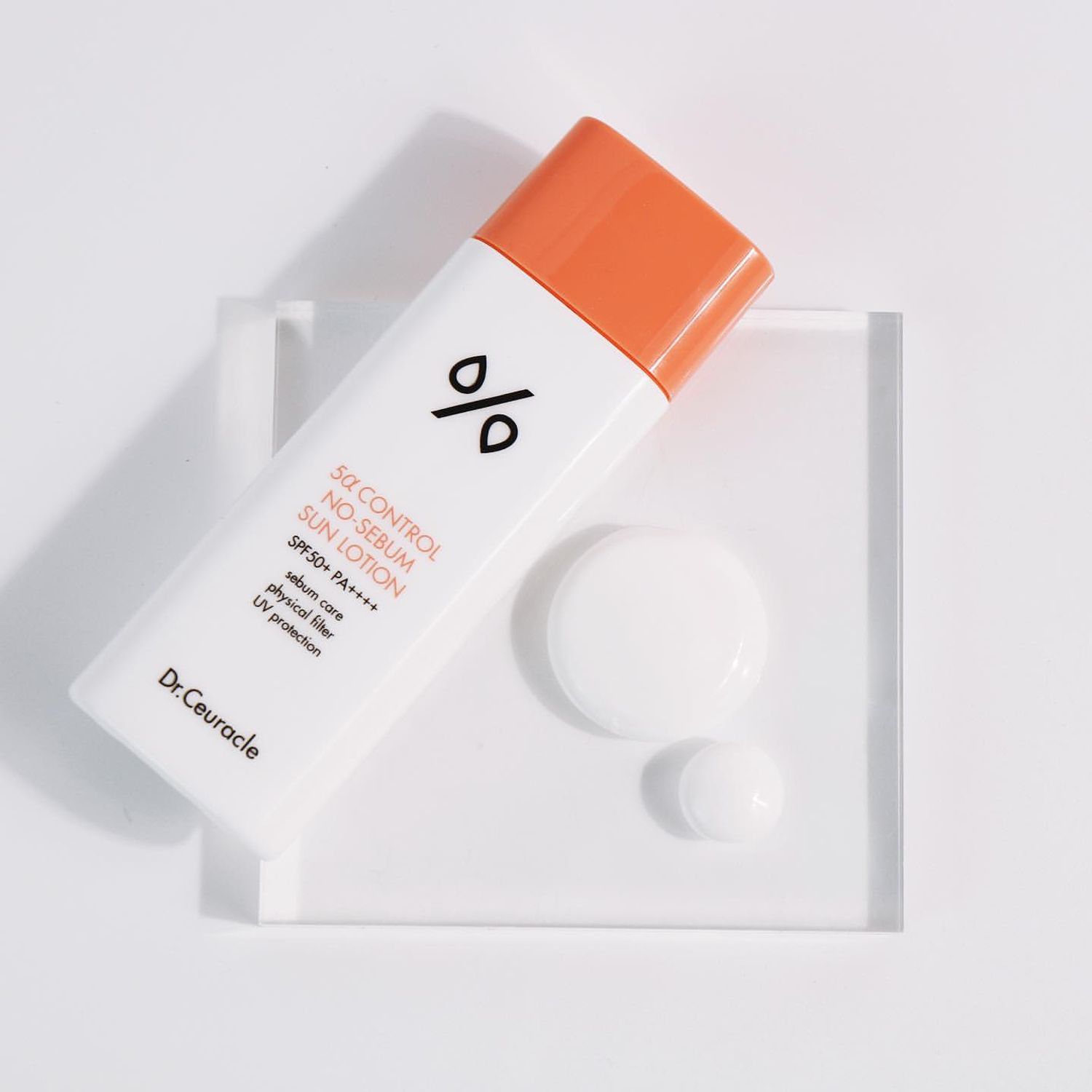 Crema pentru protectie solara anti-sebum CONTROL, Dr. Ceuracle, 50ml fotografia produsului View 2 L