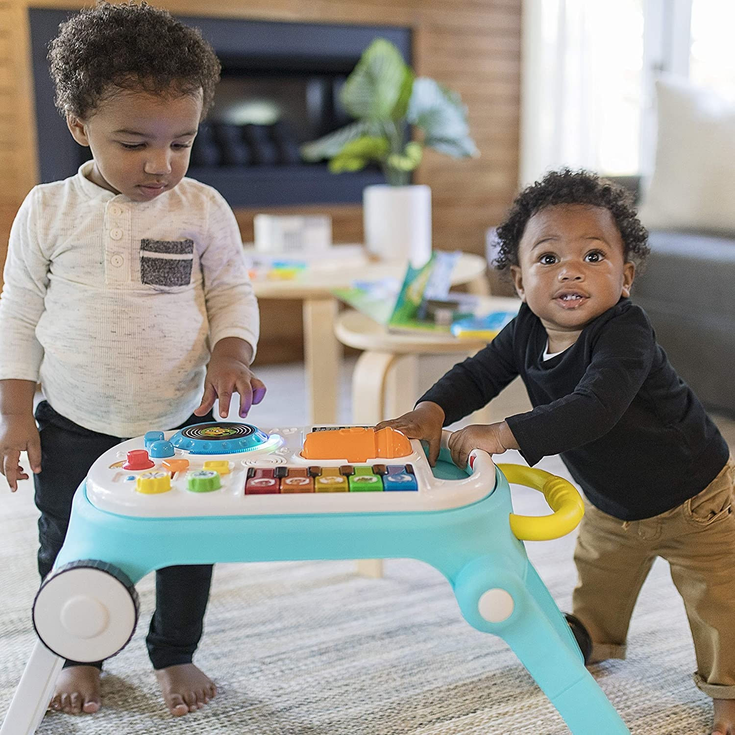 Centru de activitati 4 in 1 Mix & Roll, Baby Einstein fotografia produsului View 4 L