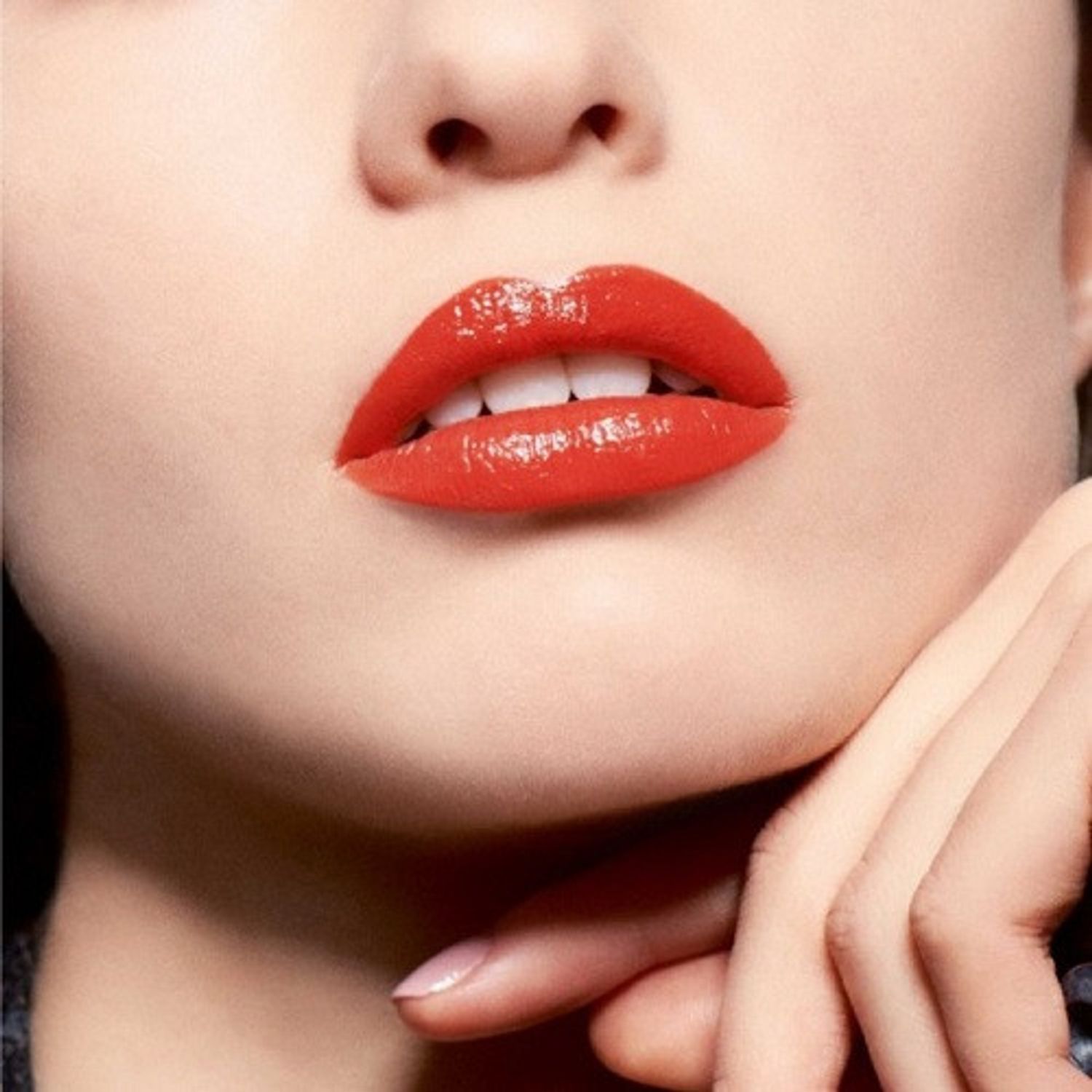 Ruj de buze, Dior, Addict Lacquer Stick, 744 Party Red fotografia produsului View 2 L