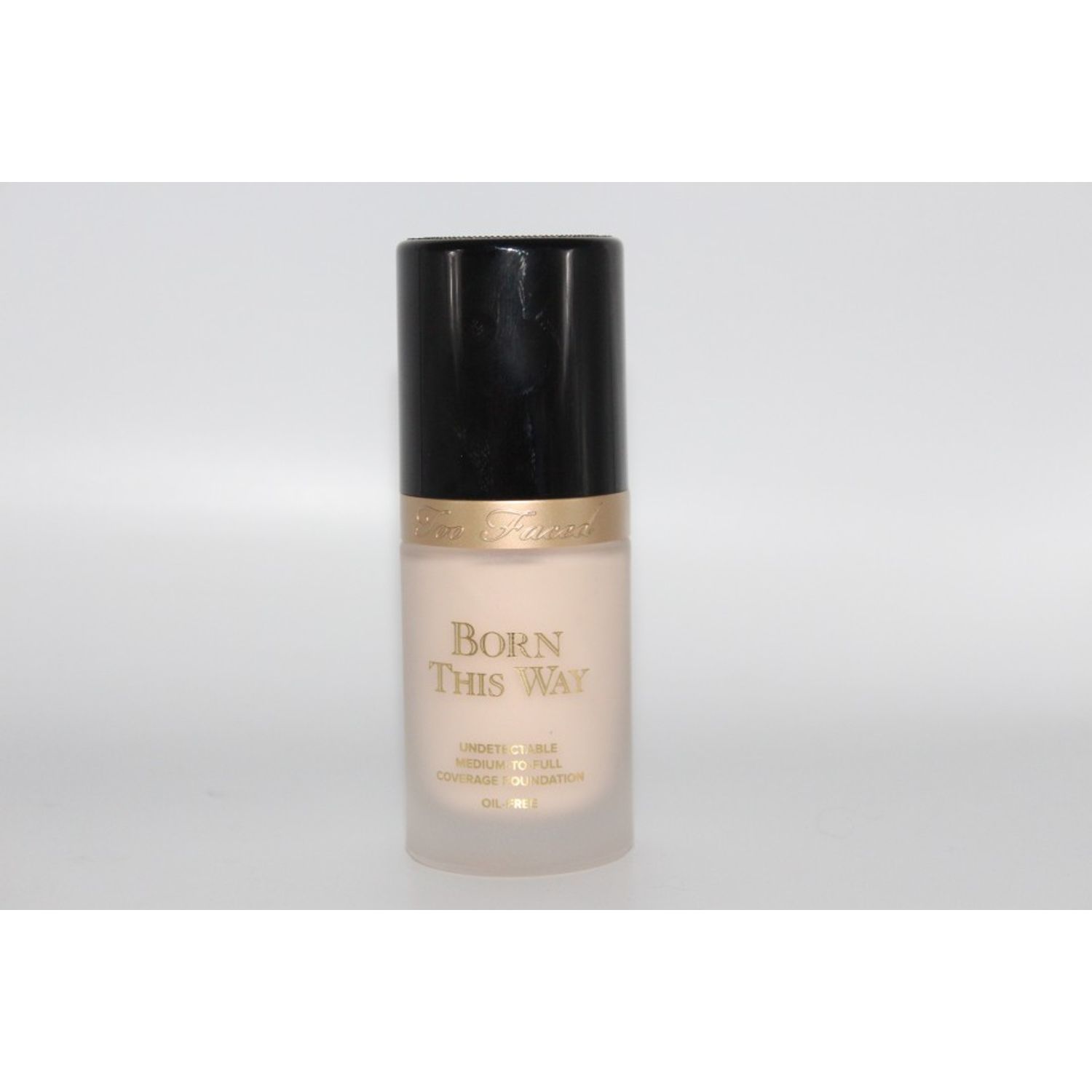 Fond de ten Too Faced Born This Way Nuanta Cloud fotografia produsului View 2 L