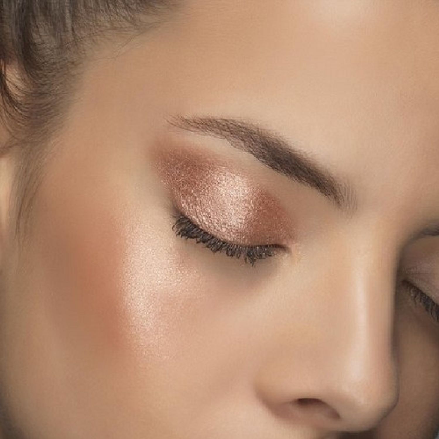 Pigment machiaj, Loreal, Chromatic Bronze, 01 As If fotografia produsului View 2 L
