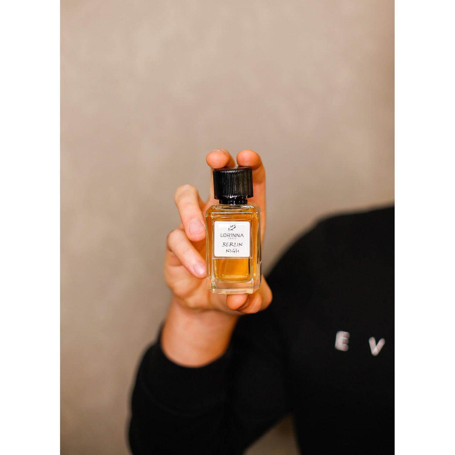 Apa de Parfum Lorinna Berlin Night, 50 ml, de barbat fotografia produsului View 3 L