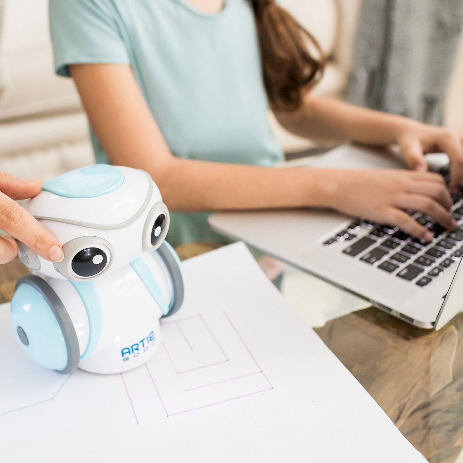 Robotelul Artie 3000 - Jucarie de programare fotografia produsului View 6 L