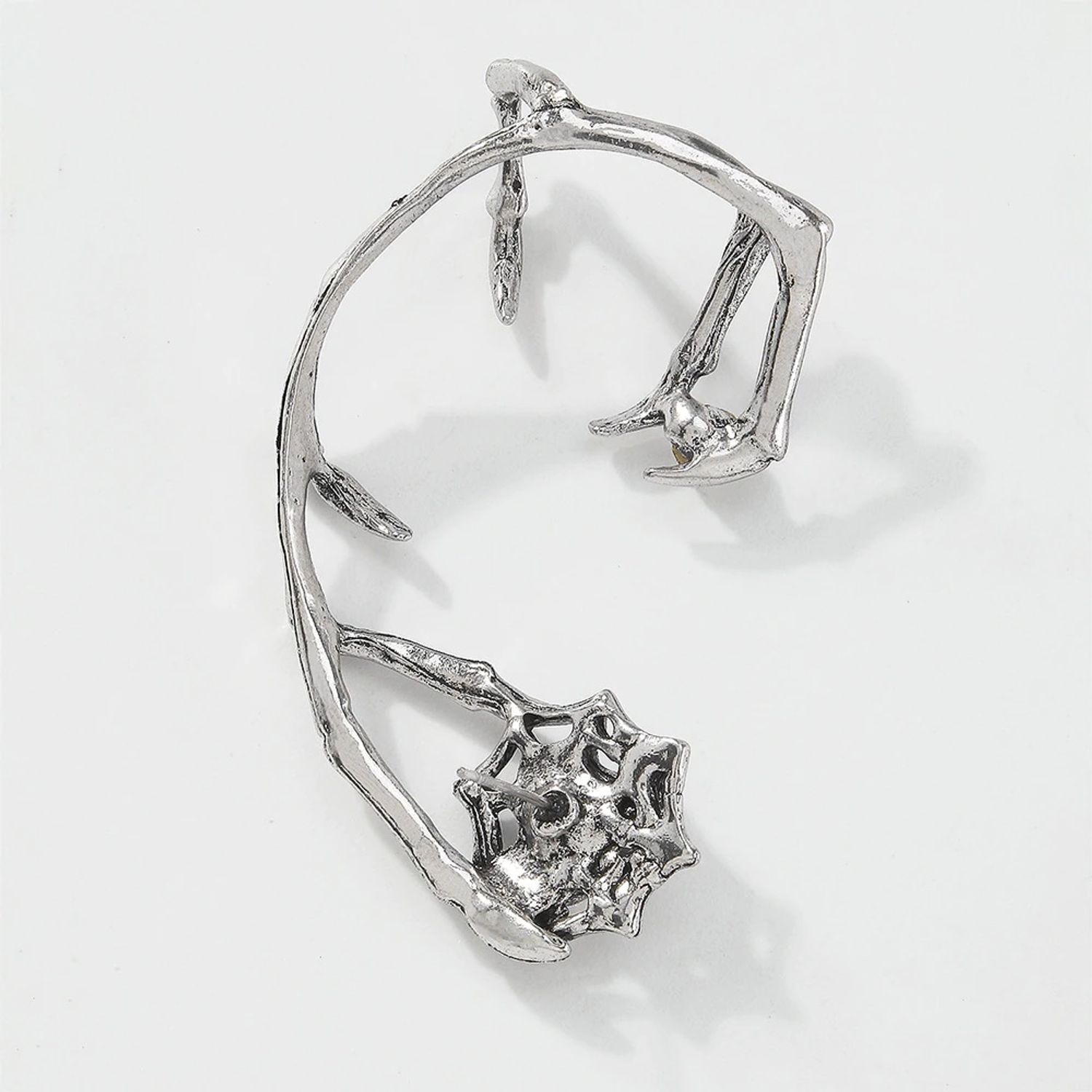 Cercel ear cuff, argintiu, cu pietre, Cyntia C3 fotografia produsului View 3 L