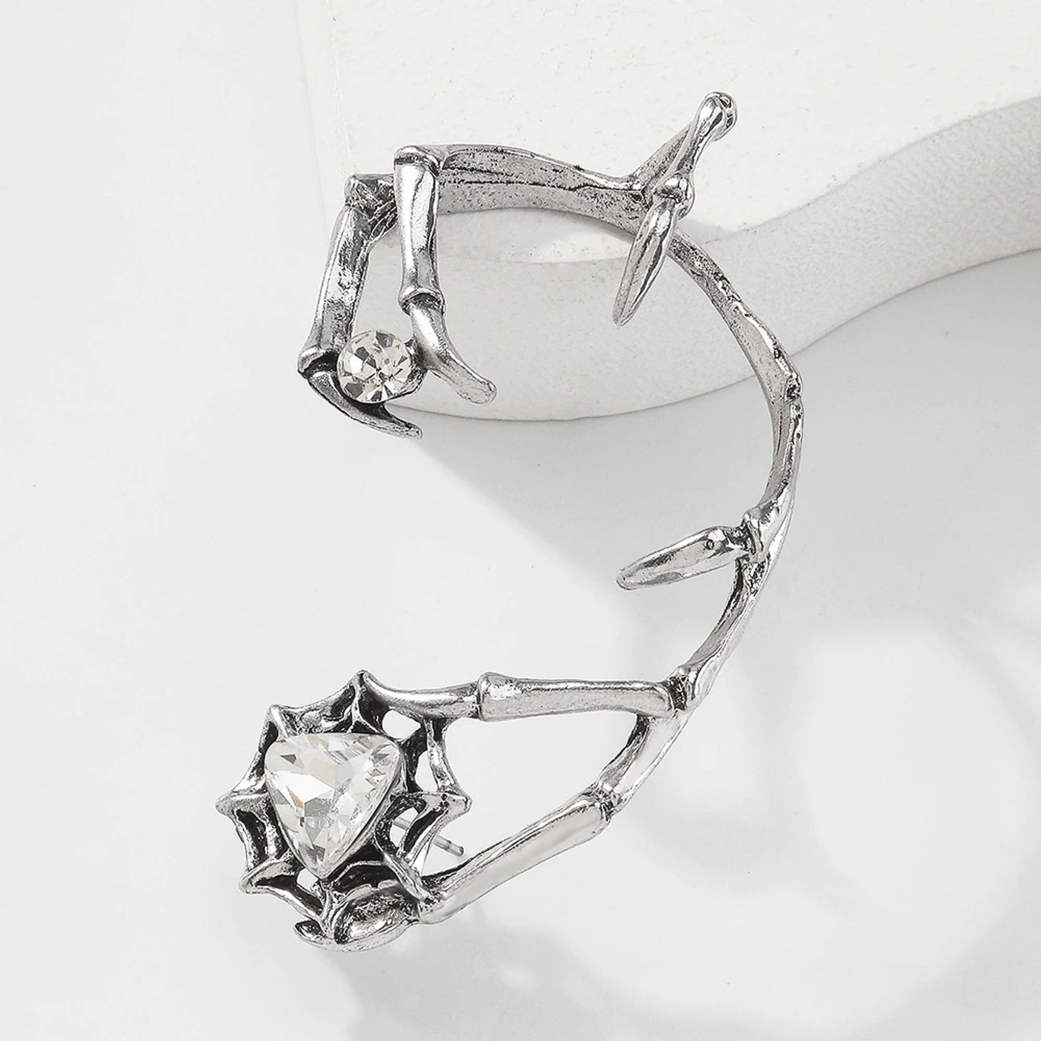 Cercel ear cuff, argintiu, cu pietre, Cyntia C3 fotografia produsului View 5 L