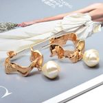 Cercei aurii, cu textura sifonata si perle, Zelma C5 fotografia produsului View 5 S