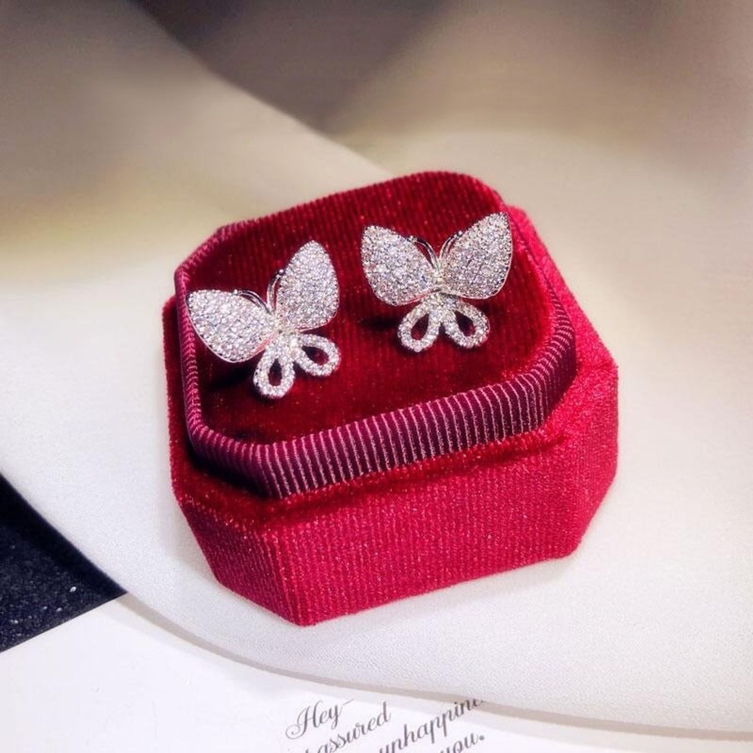 Cercei argintii, forma de fluture, cu pietre din zirconiu, Andreia C14 fotografia produsului View 4 L