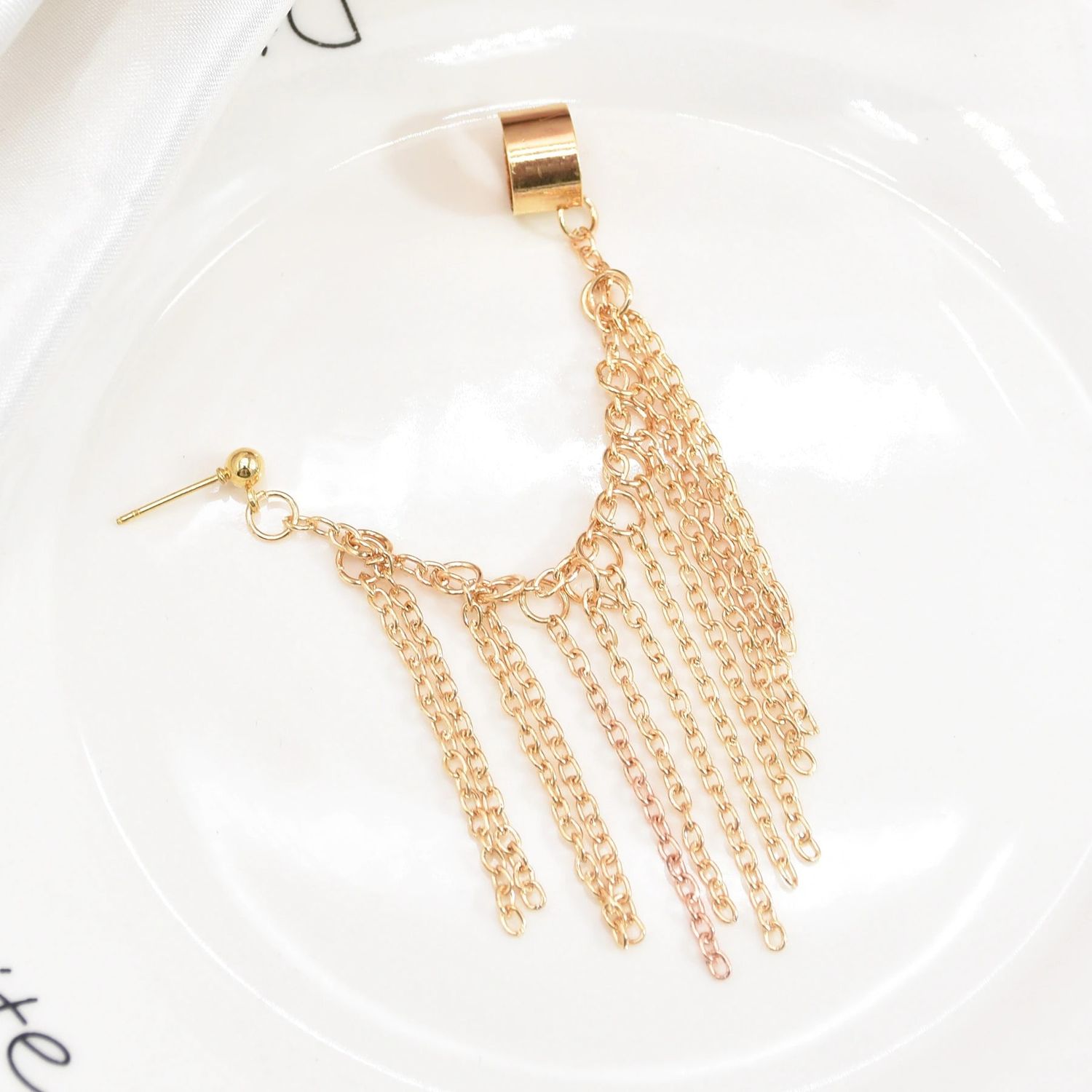 Cercel auriu, ear cuff, cu franjuri, Saphira C20 fotografia produsului View 3 L
