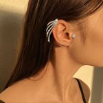 Cercel ear cuff, argintiu, cu pietre si aripi, Caitlin C4 fotografia produsului View 4 S