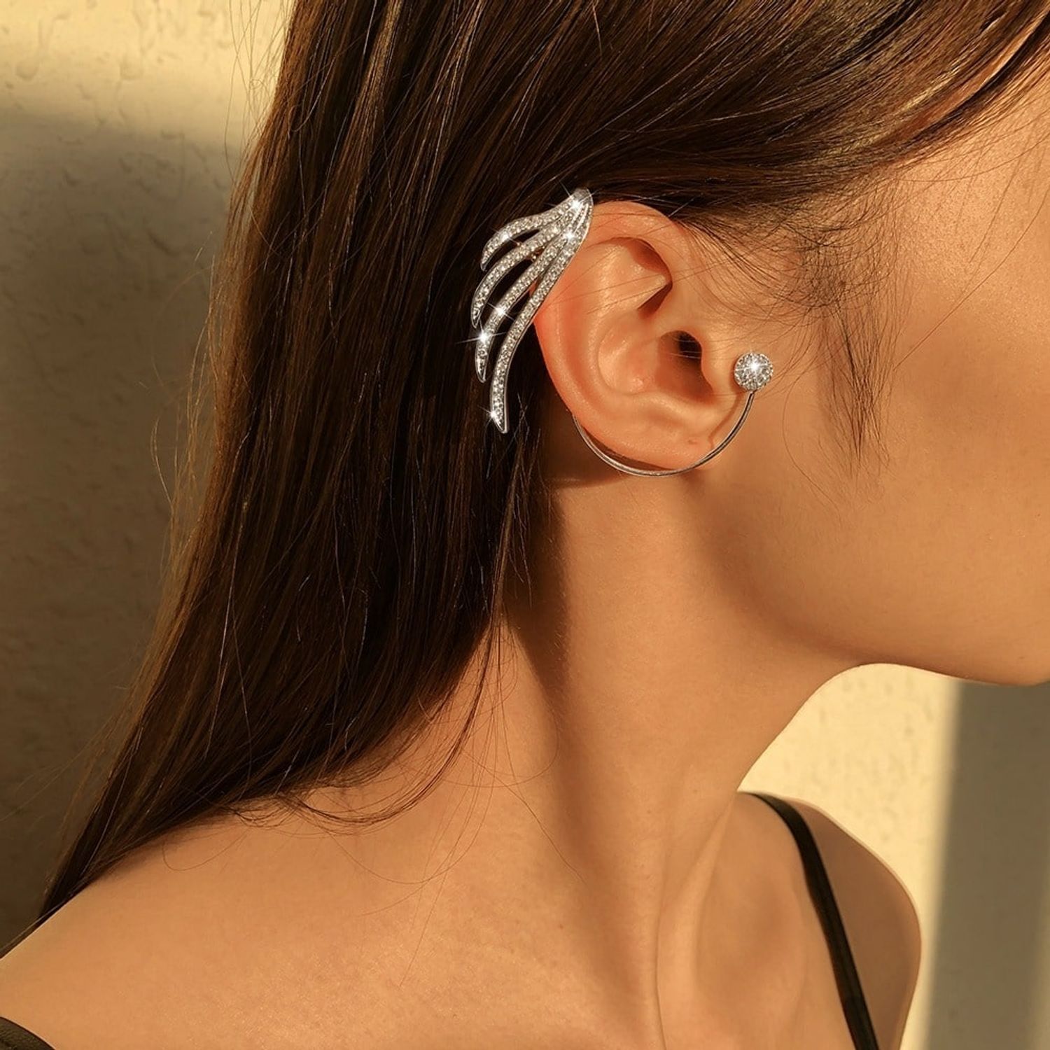 Cercel ear cuff, argintiu, cu pietre si aripi, Caitlin C4 fotografia produsului View 4 L