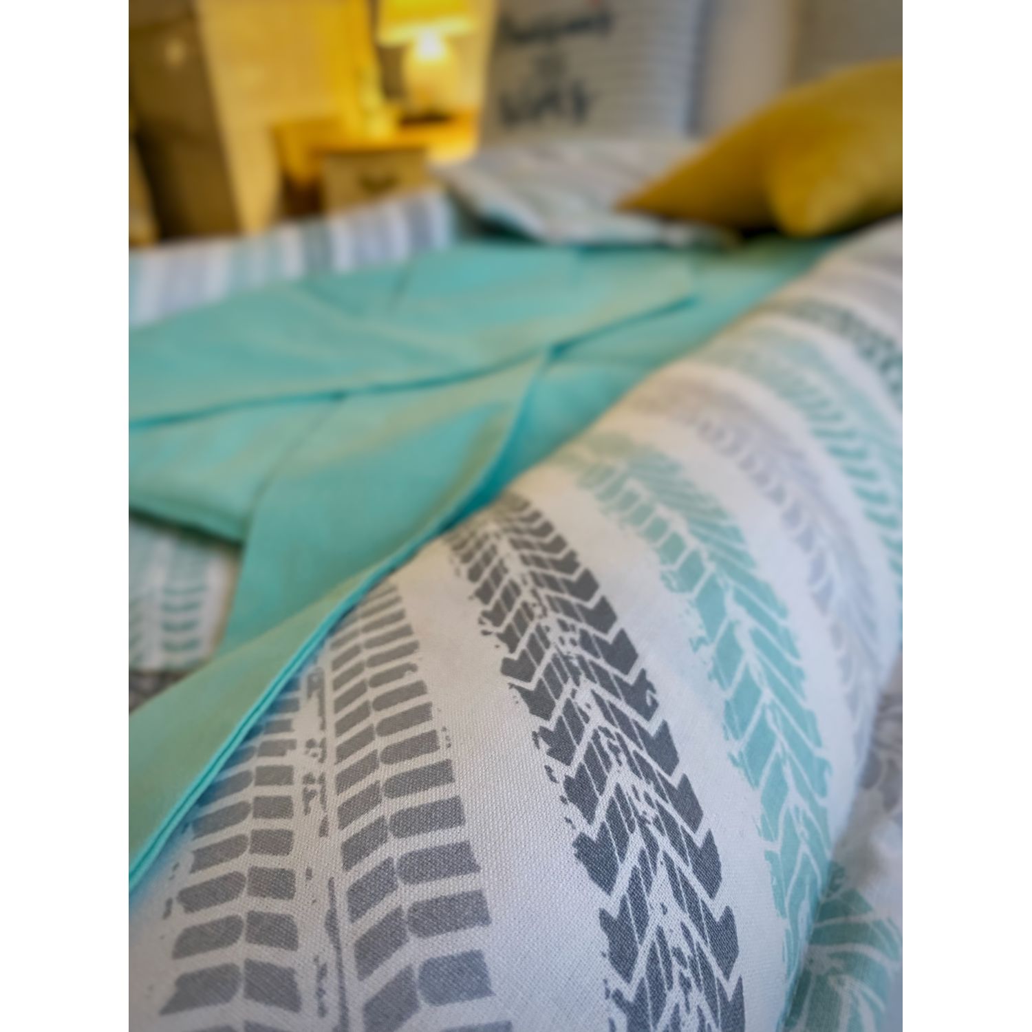 Pozitionator pentru bebelusi, Baby Nest, Model Sageti Turcoaz, 100% bumbac Ranforce, Gri Turcoaz fotografia produsului View 2 L