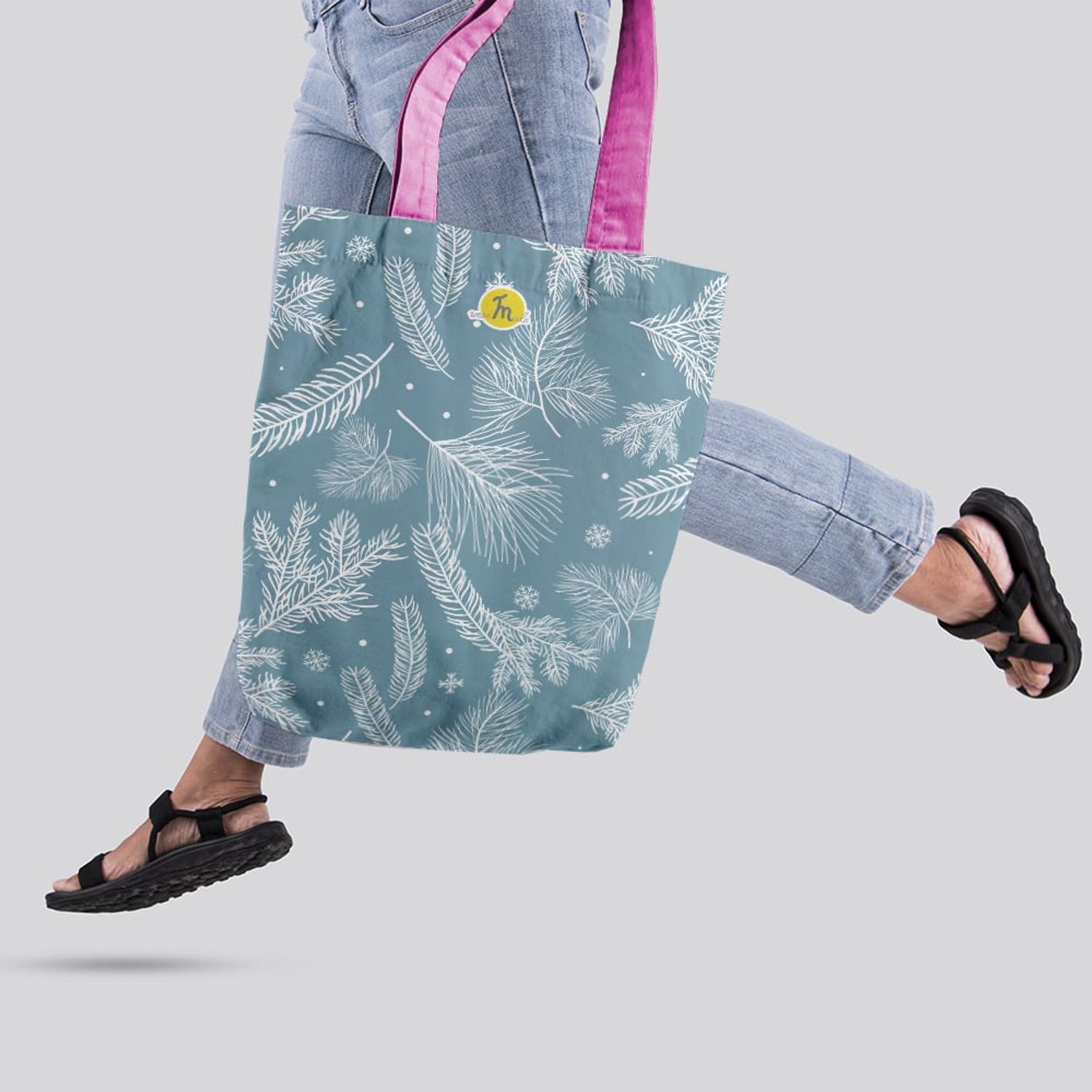 Geanta Handmade Tote Liner cu Captuseala, Ninsoare de Iarna asezata in Copaci, Multicolor, 45x37 cm fotografia produsului View 5 L