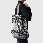 Geanta Handmade Tote Basic, Aglomeratie de Maini Alb Negru, Multicolor, 43x37 cm fotografia produsului View 3 S
