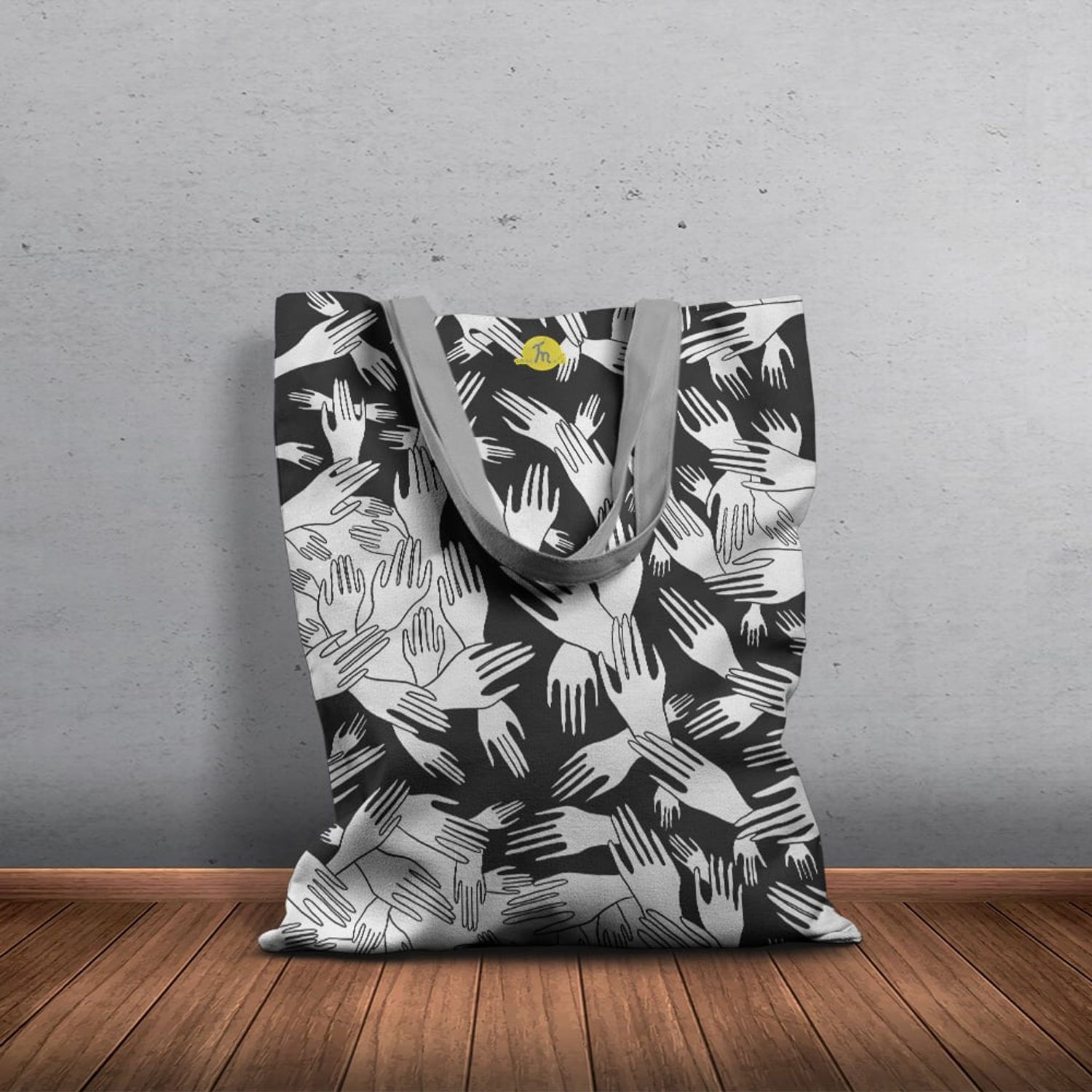Geanta Handmade Tote Basic, Aglomeratie de Maini Alb Negru, Multicolor, 43x37 cm fotografia produsului View 6 L