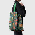 Geanta Handmade Tote Basic, Globuri si Cadouri de Craciun, Multicolor, 43x37 cm fotografia produsului View 4 S