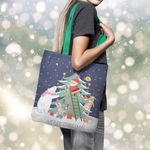 Geanta Handmade Tote Basic, Merry Christmas Animale care Impodobesc Bradul impreuna cu Mos Craciun, Multicolor, 43x37 cm fotografia produsului View 5 S