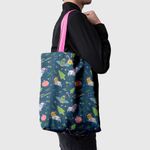 Geanta Handmade Tote Basic, Extraterestii pregatiti de Craciun, Multicolor, 43x37 cm fotografia produsului View 3 S