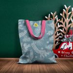 Geanta Handmade Tote Basic, Ninsoare de Iarna asezata in Copaci, Multicolor, 43x37 cm fotografia produsului View 5 S