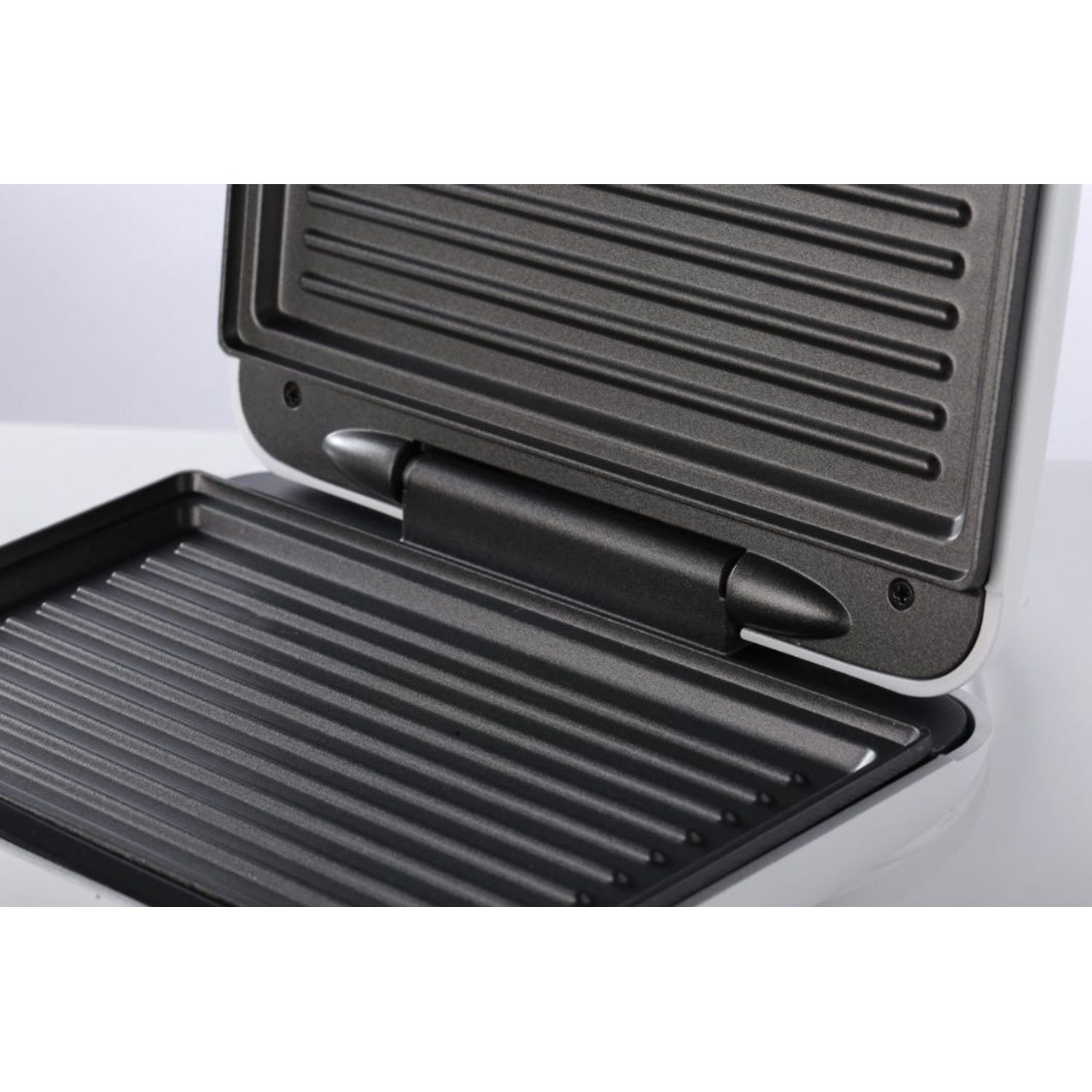 Sandwich maker Gorenje SM701GCW, 700 W (Alb) fotografia produsului View 2 L
