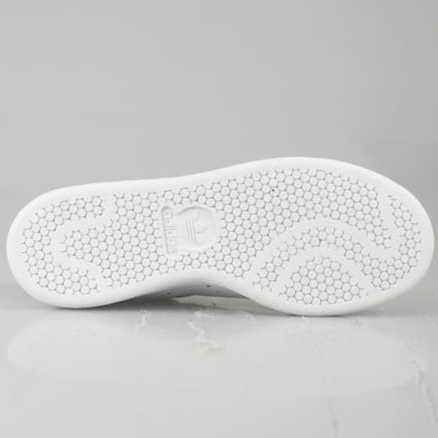 Pantofi Sport Adidas Stan Smith B24105, 41 1/3, Alb fotografia produsului View 3 L