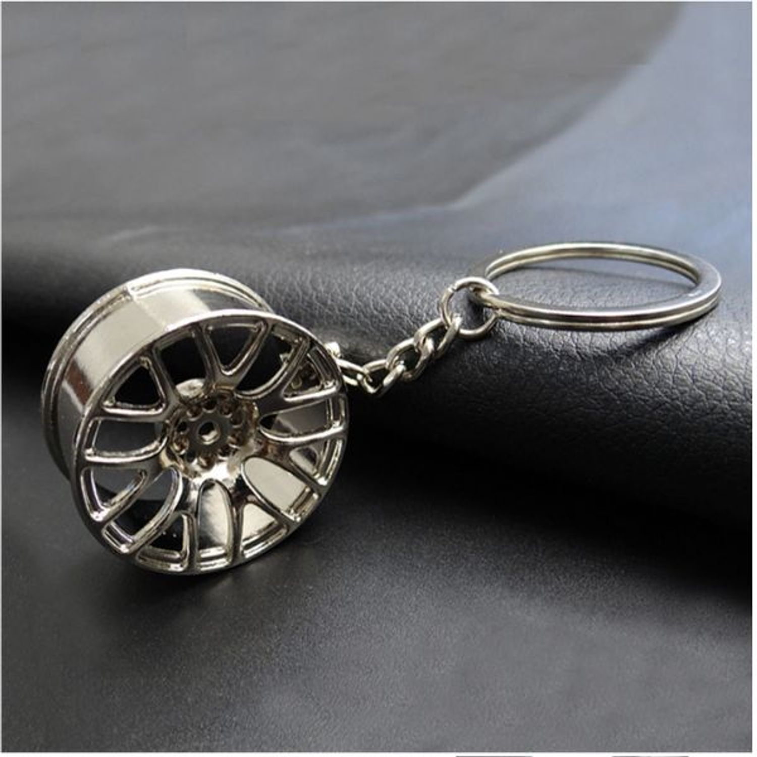 Breloc din aliaj zinc, model janta auto, Argintiu fotografia produsului View 4 L