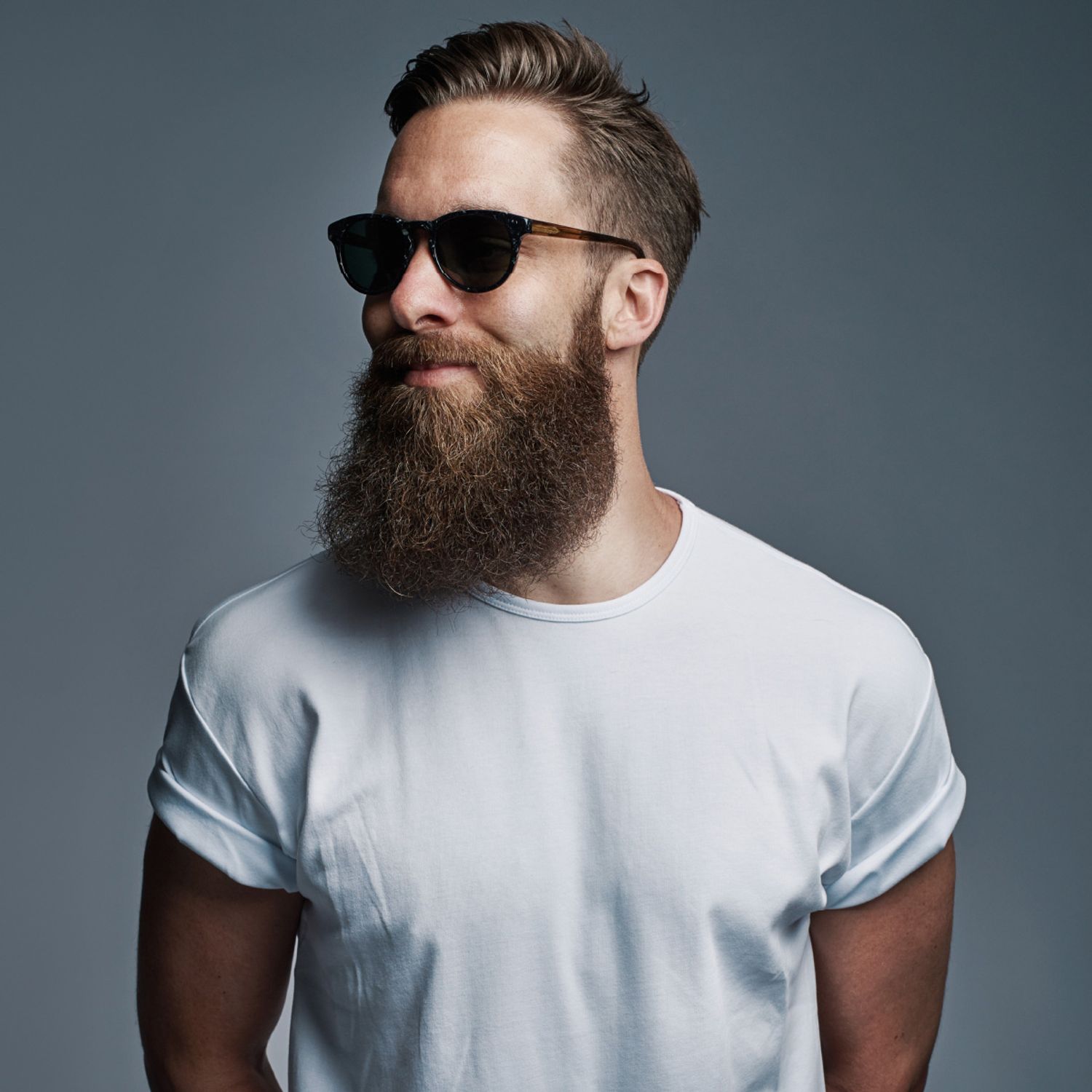 Set ingrijire barba Laboratorio SyS, Sampon 300 ml si ulei 30 ml fotografia produsului View 3 L