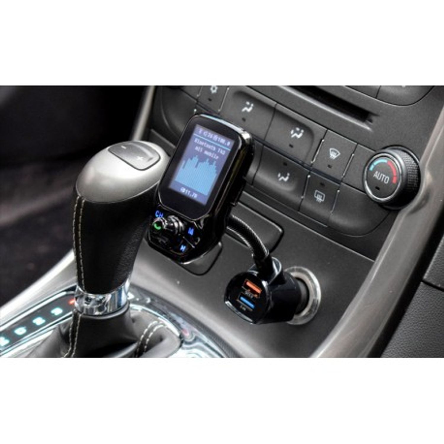 Modulator Auto Transmitator FM Techstar&reg; T43 Bluetooth 4.0 AUX USB QC3.0 Display Color 1.8" MP3 Player Android iOS fotografia produsului View 5 L