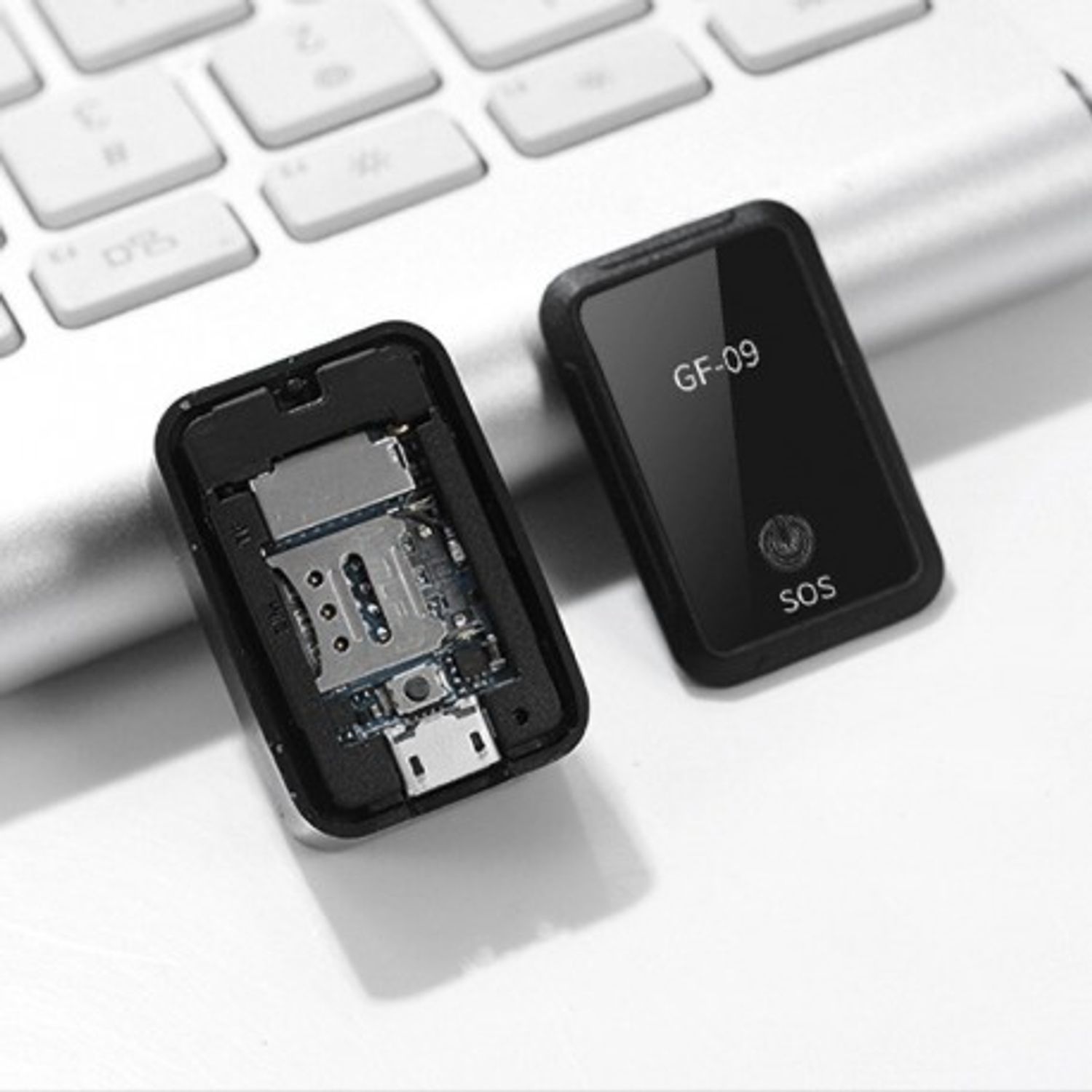 Mini GPS Tracker Techstar&reg; GF-09, Localizare GPS WiFi si LBS, Microfon, MicroSD, SIM GPRS si MMS, Negru fotografia produsului View 4 L